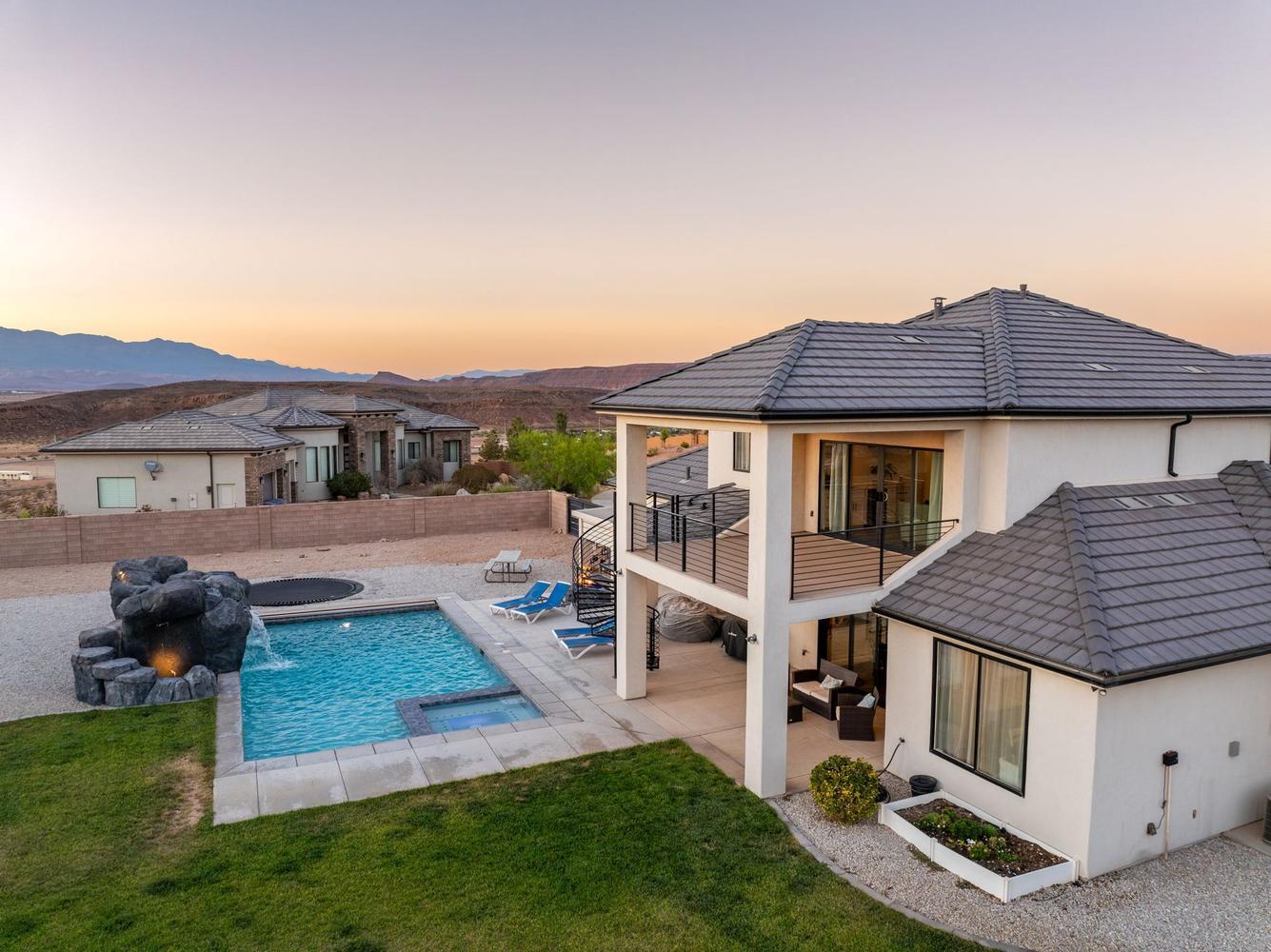DESERT VIEW - Residential