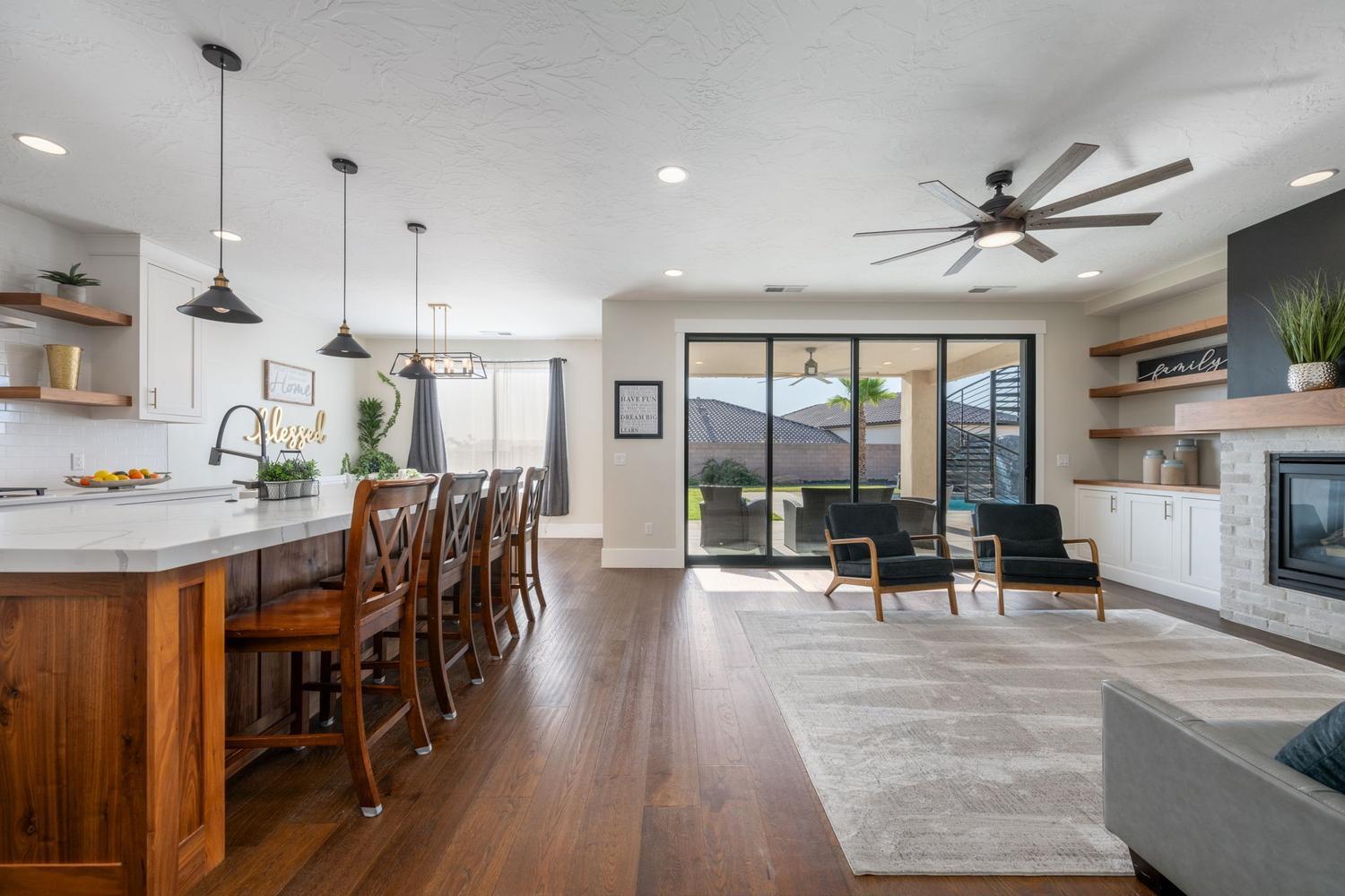 DESERT VIEW - Residential