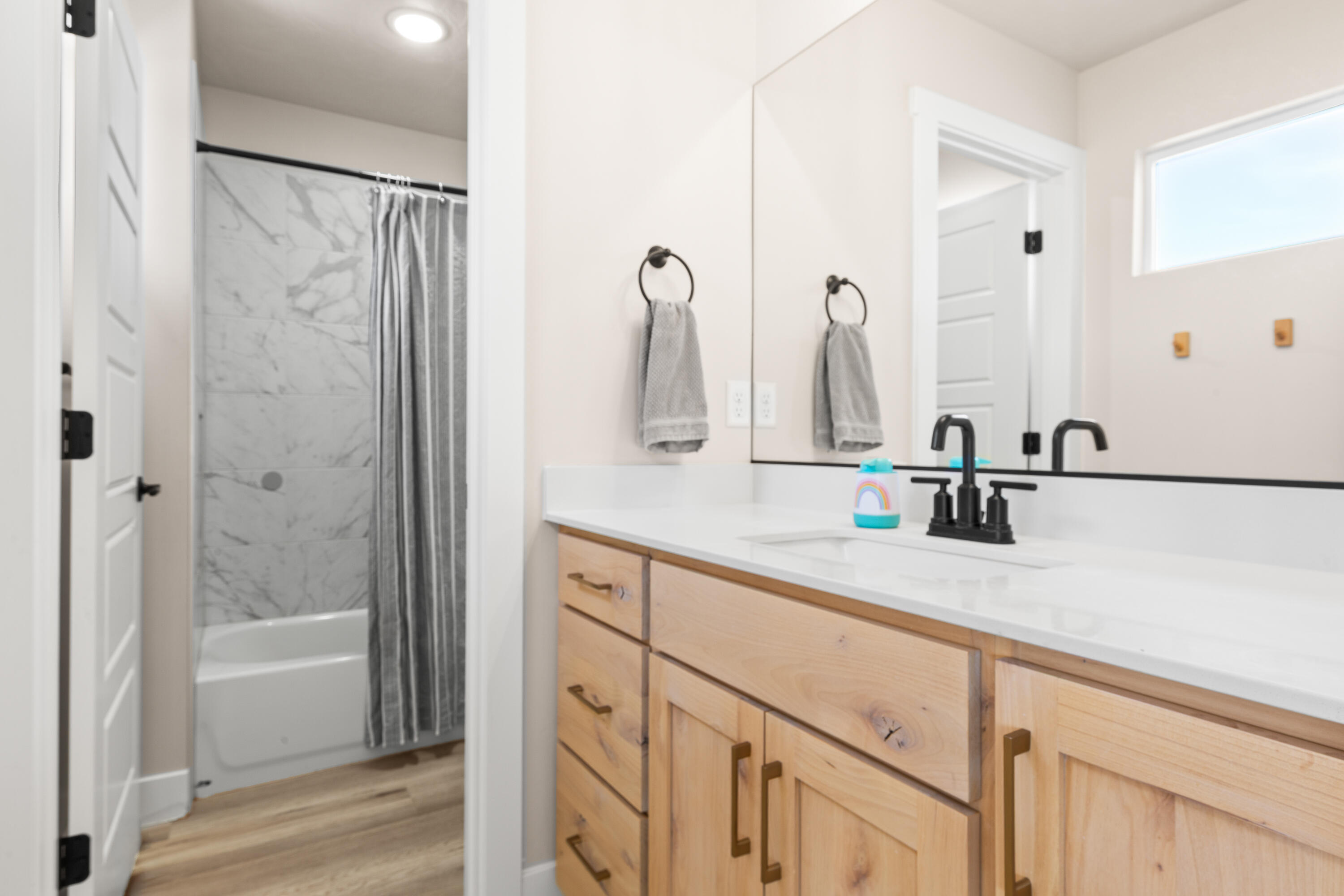 COTTONWOOD HOLLOW - Residential