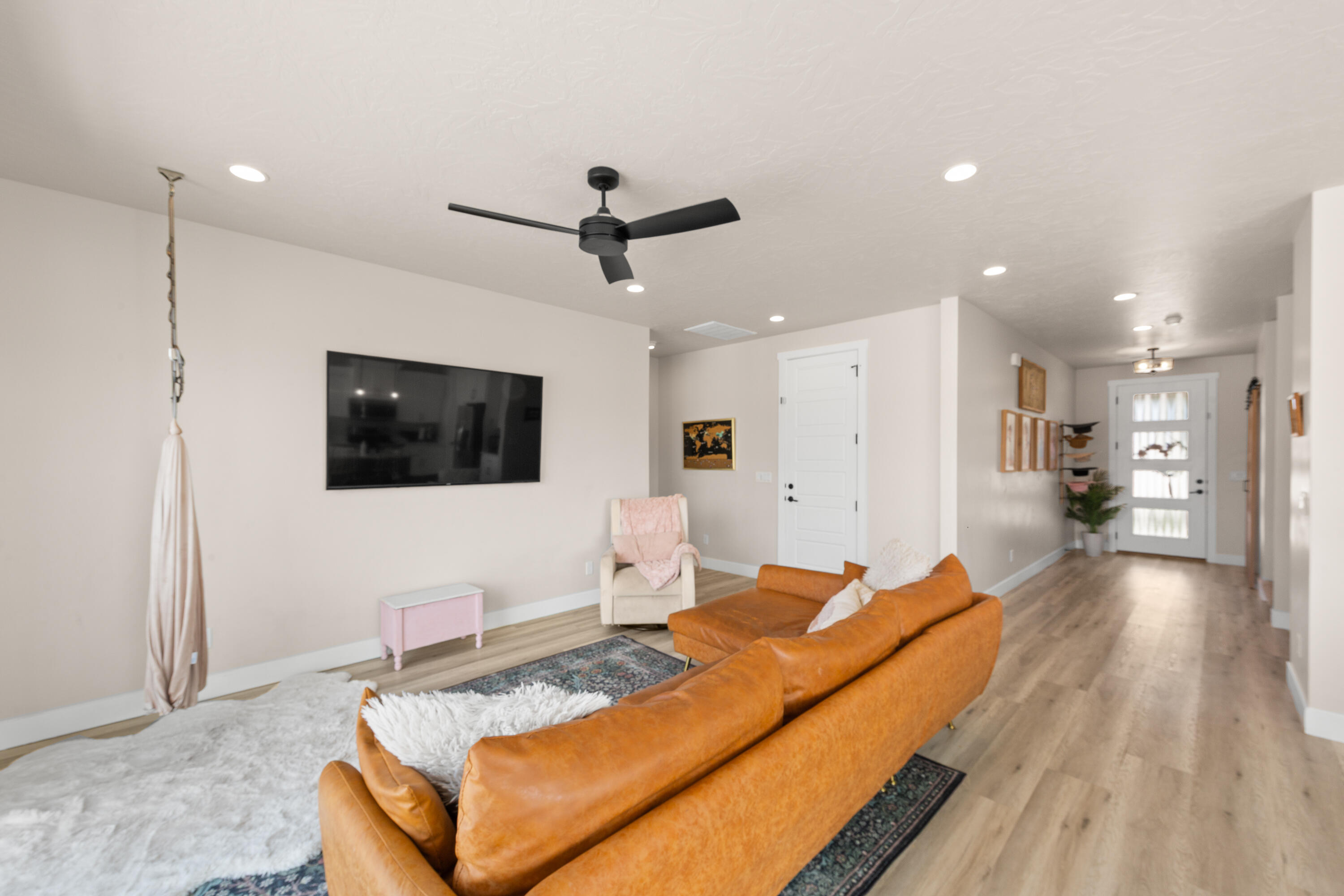 COTTONWOOD HOLLOW - Residential