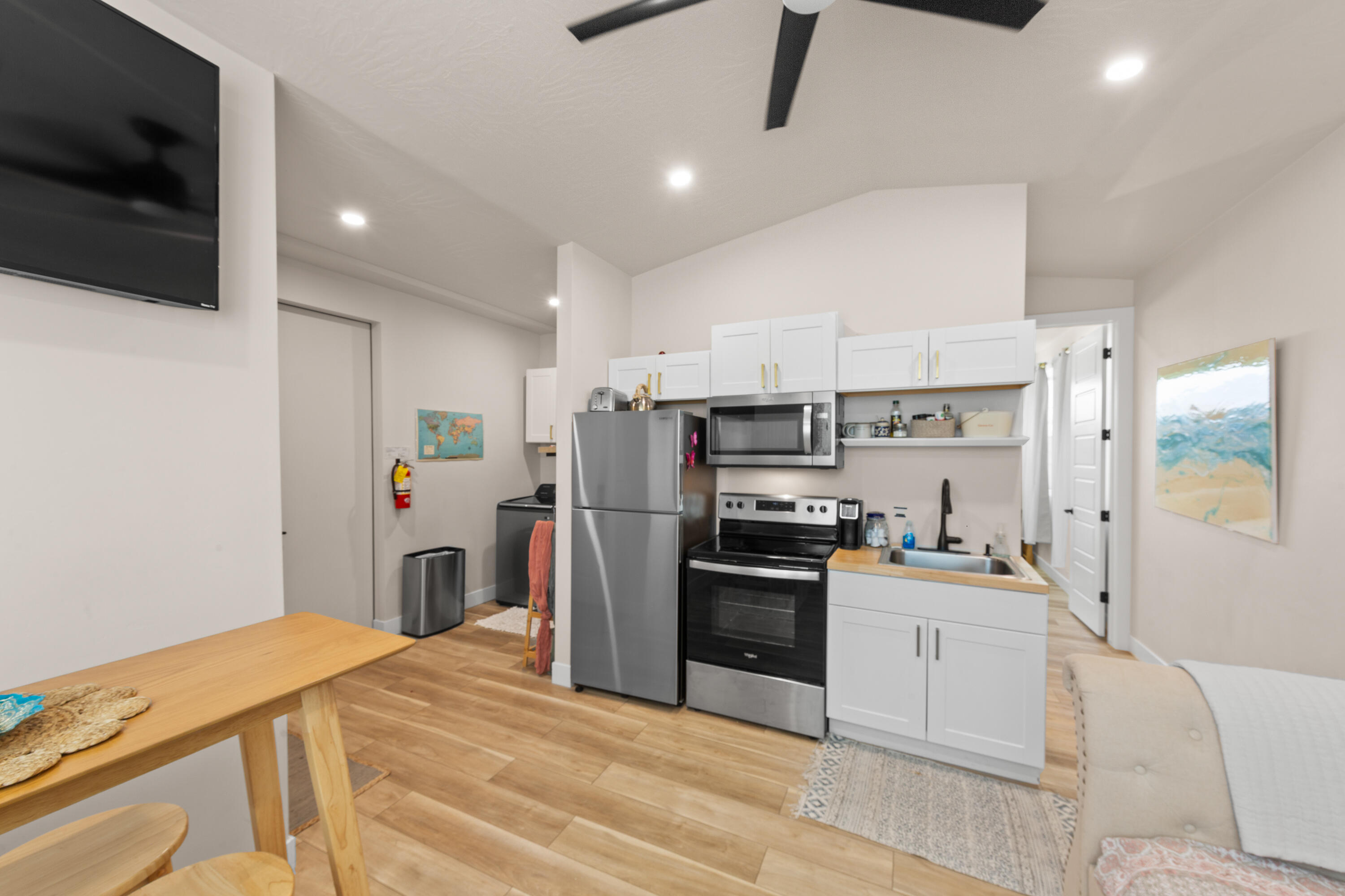 COTTONWOOD HOLLOW - Residential