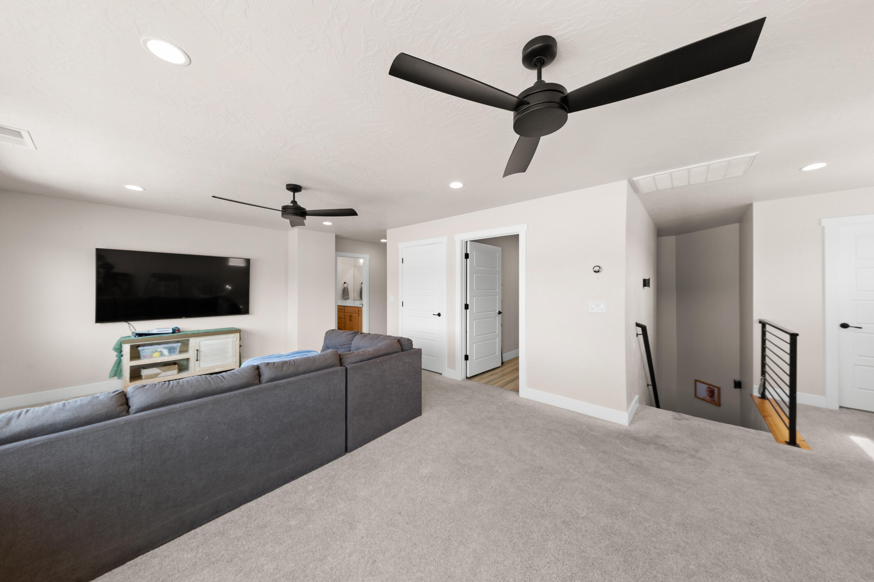 COTTONWOOD HOLLOW - Residential
