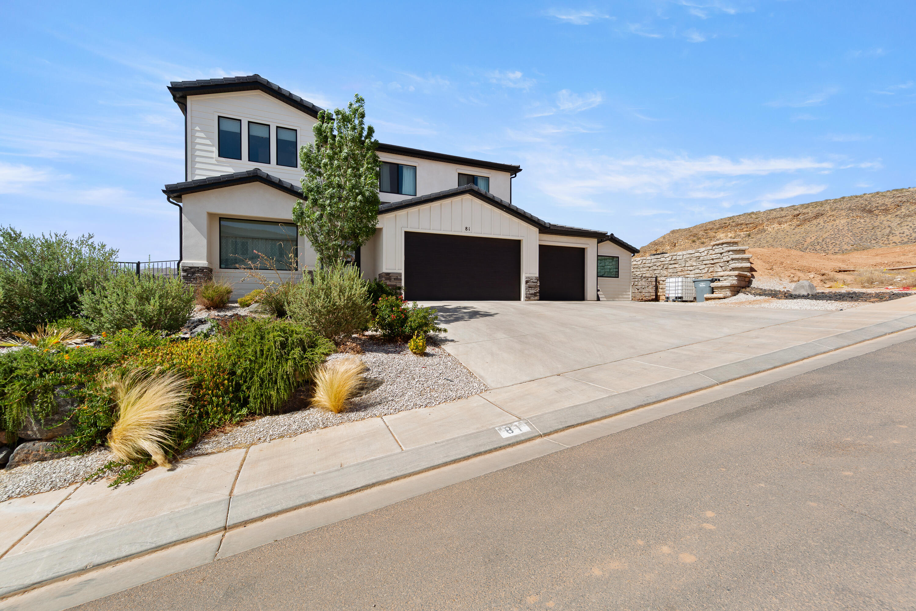 COTTONWOOD HOLLOW - Residential