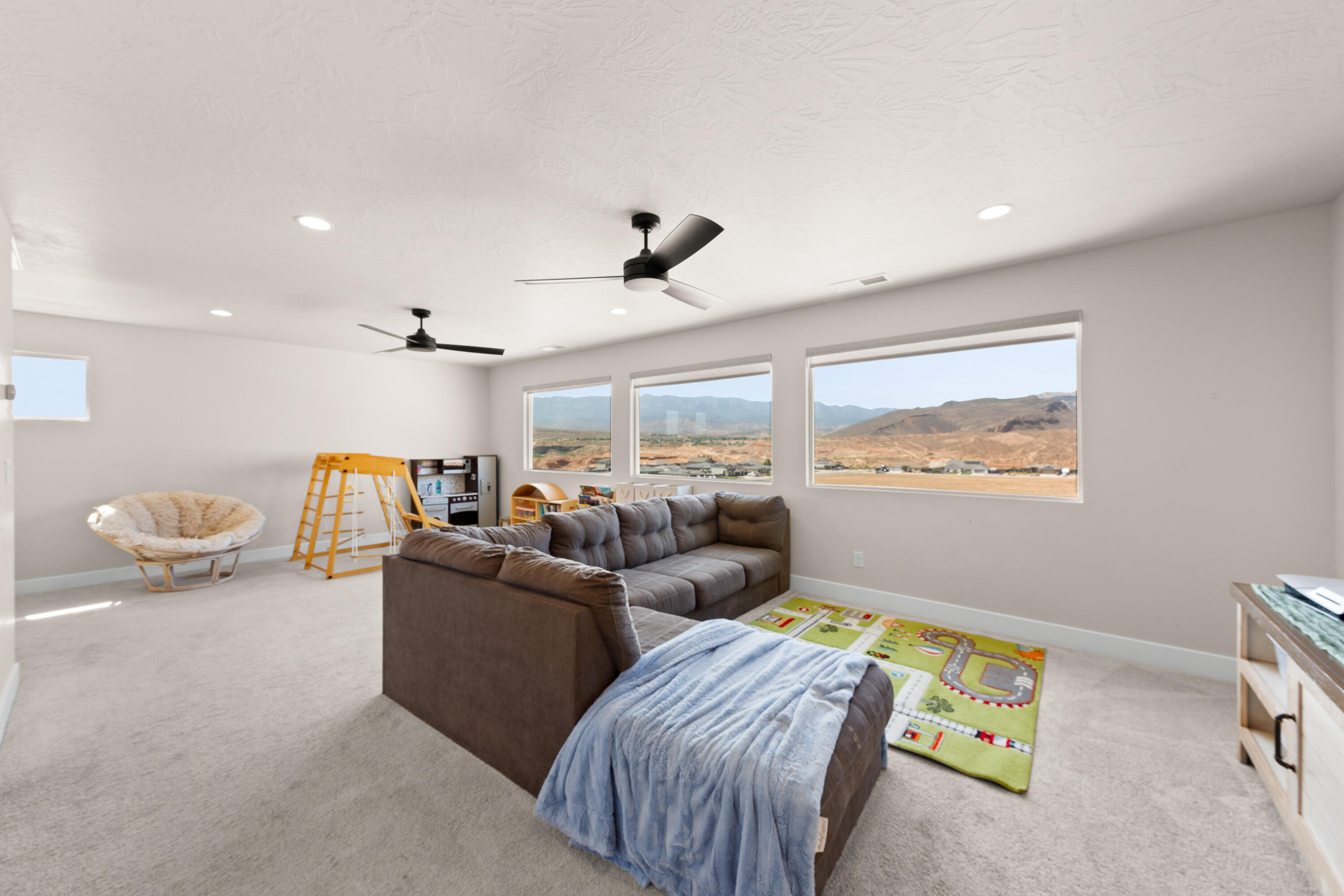 COTTONWOOD HOLLOW - Residential