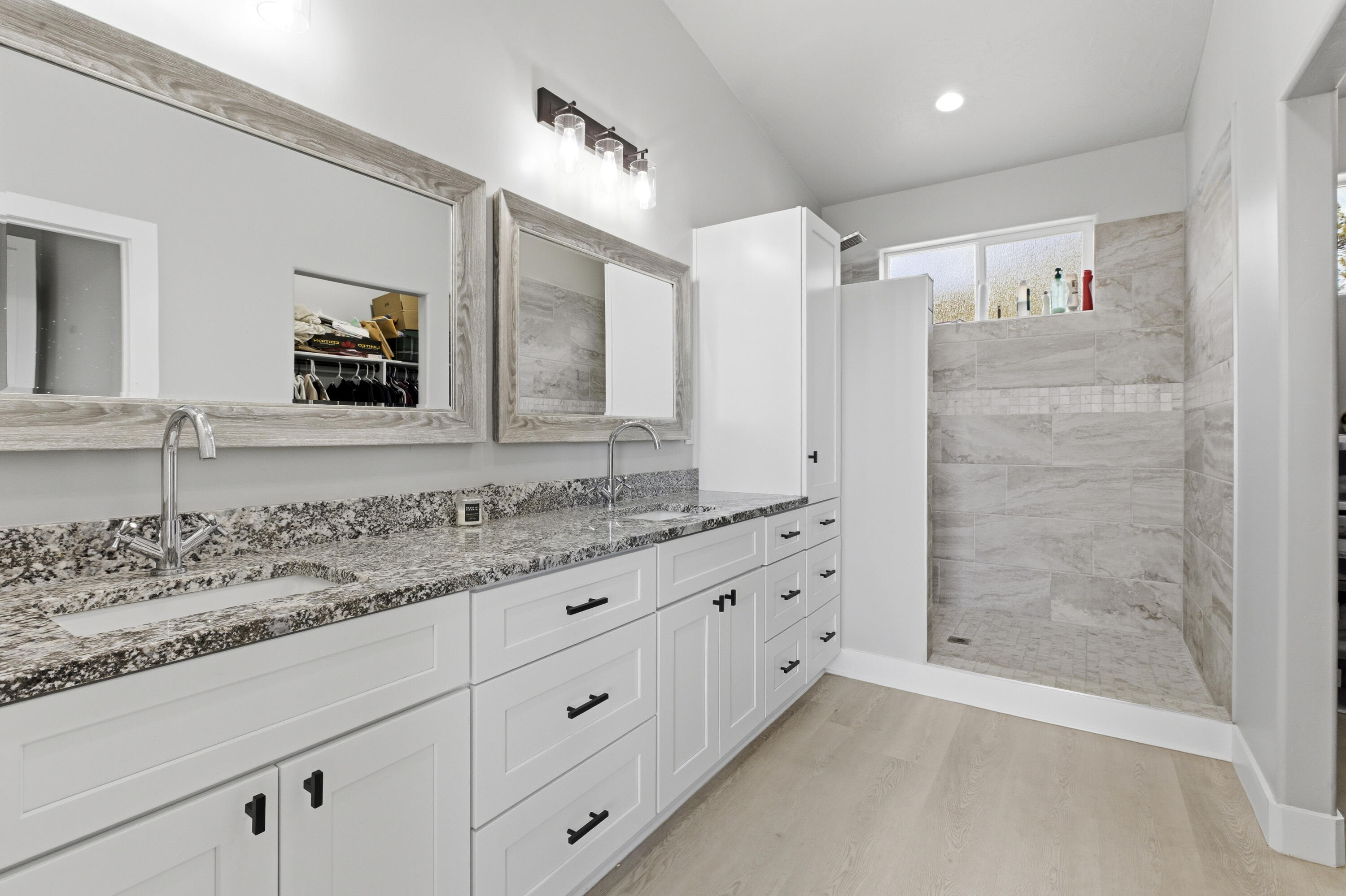 DIXIE DEER ESTATES - Residential