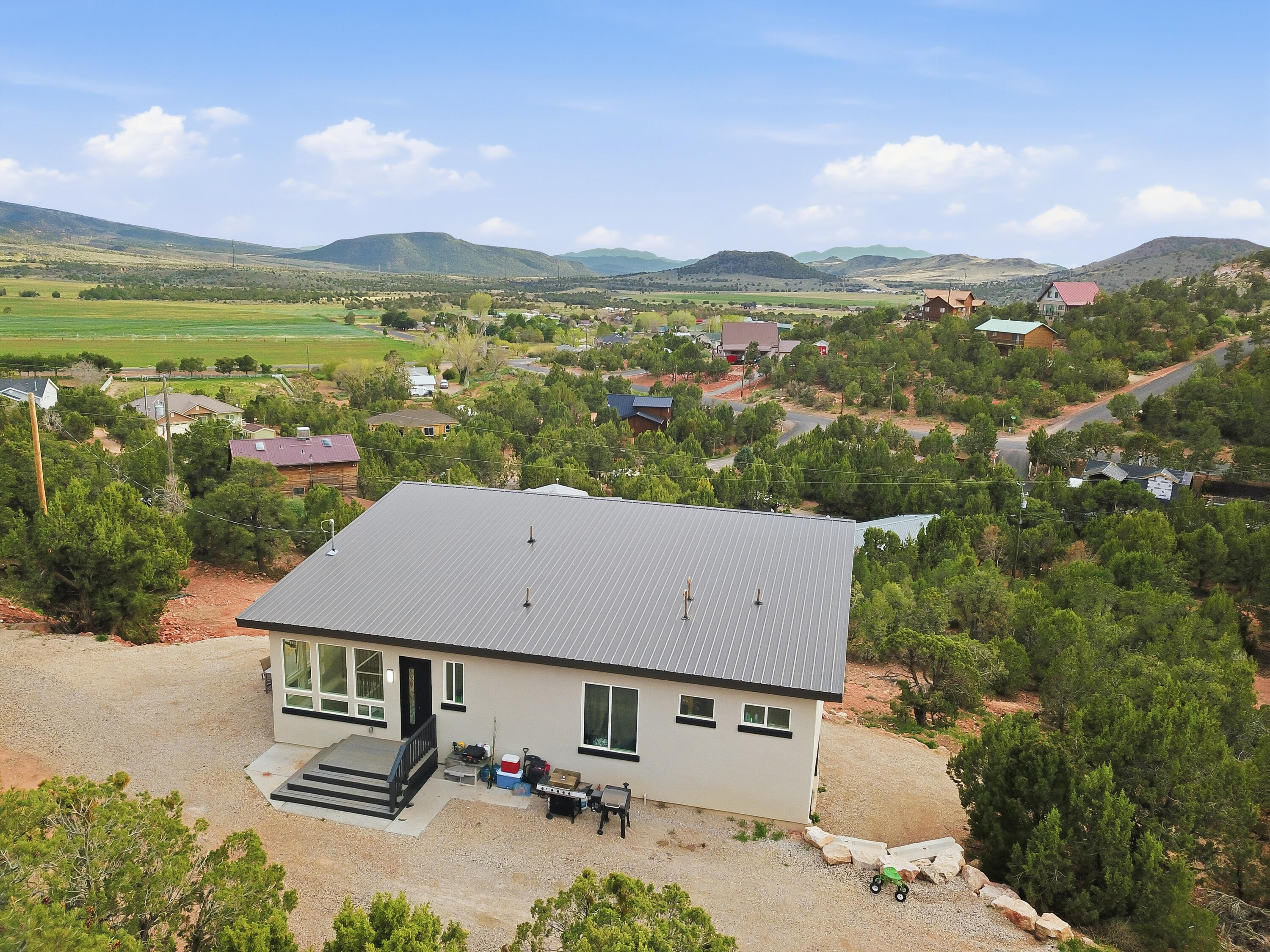 DIXIE DEER ESTATES - Residential