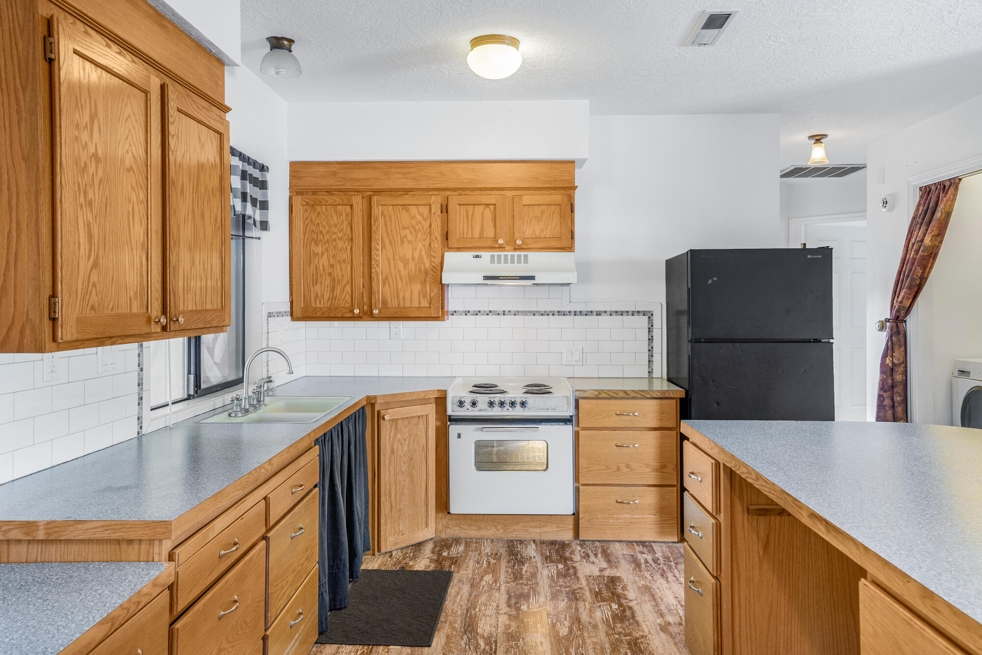 HURRICANE TOWNSITE - Residential