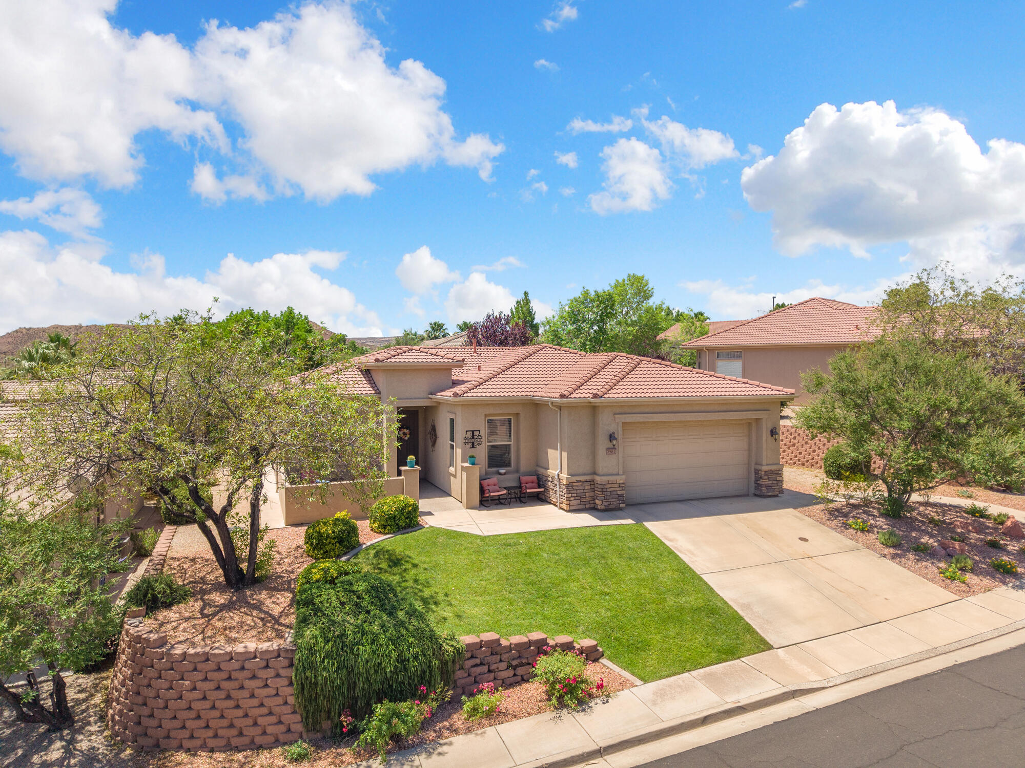 SANTA MARIA AT SUNBROOK - Residential