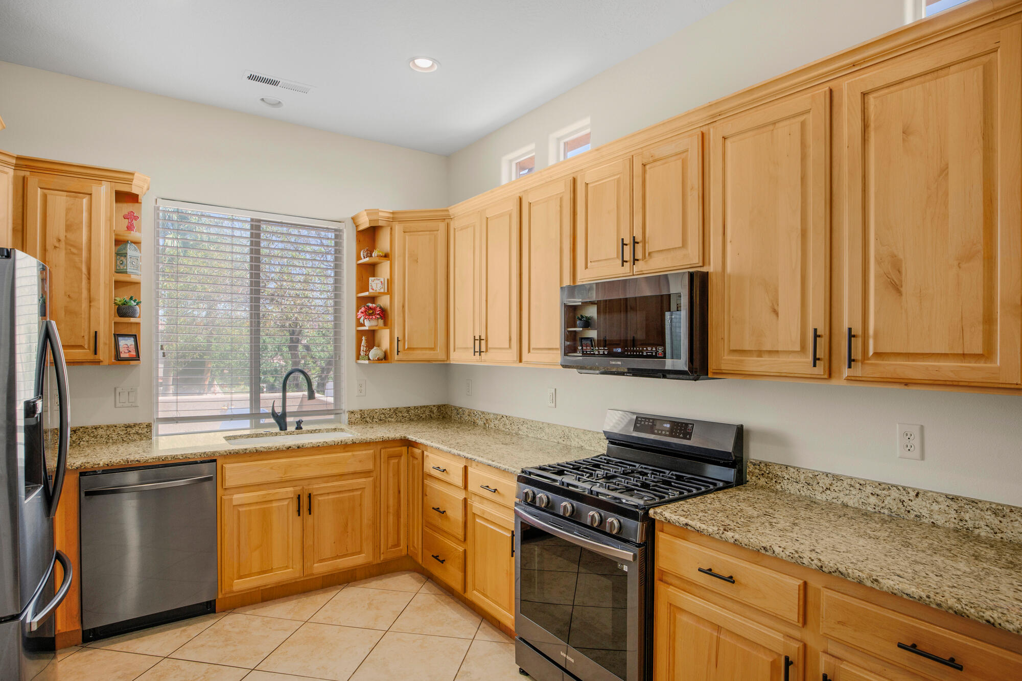 SANTA MARIA AT SUNBROOK - Residential