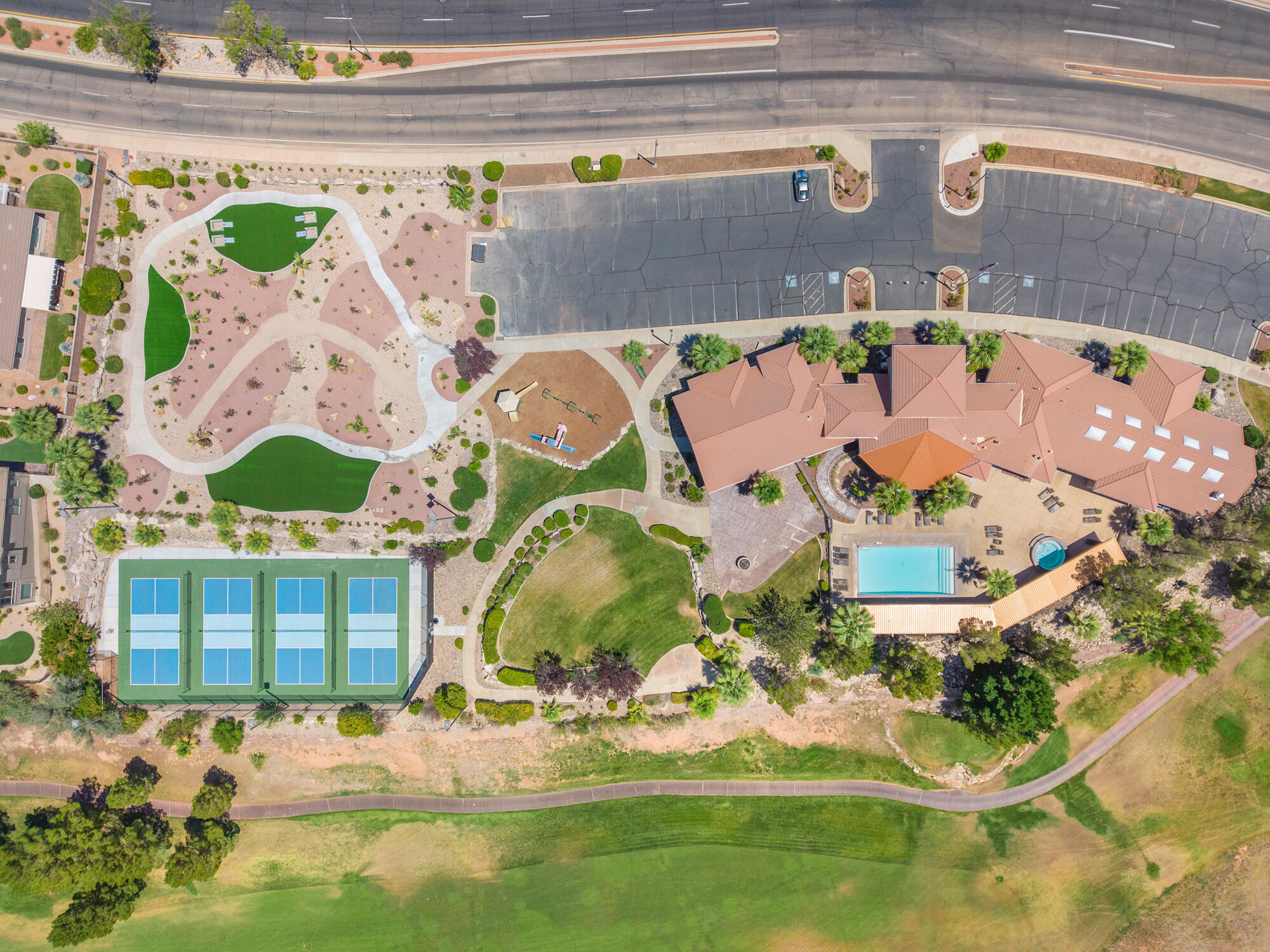 SANTA MARIA AT SUNBROOK - Residential