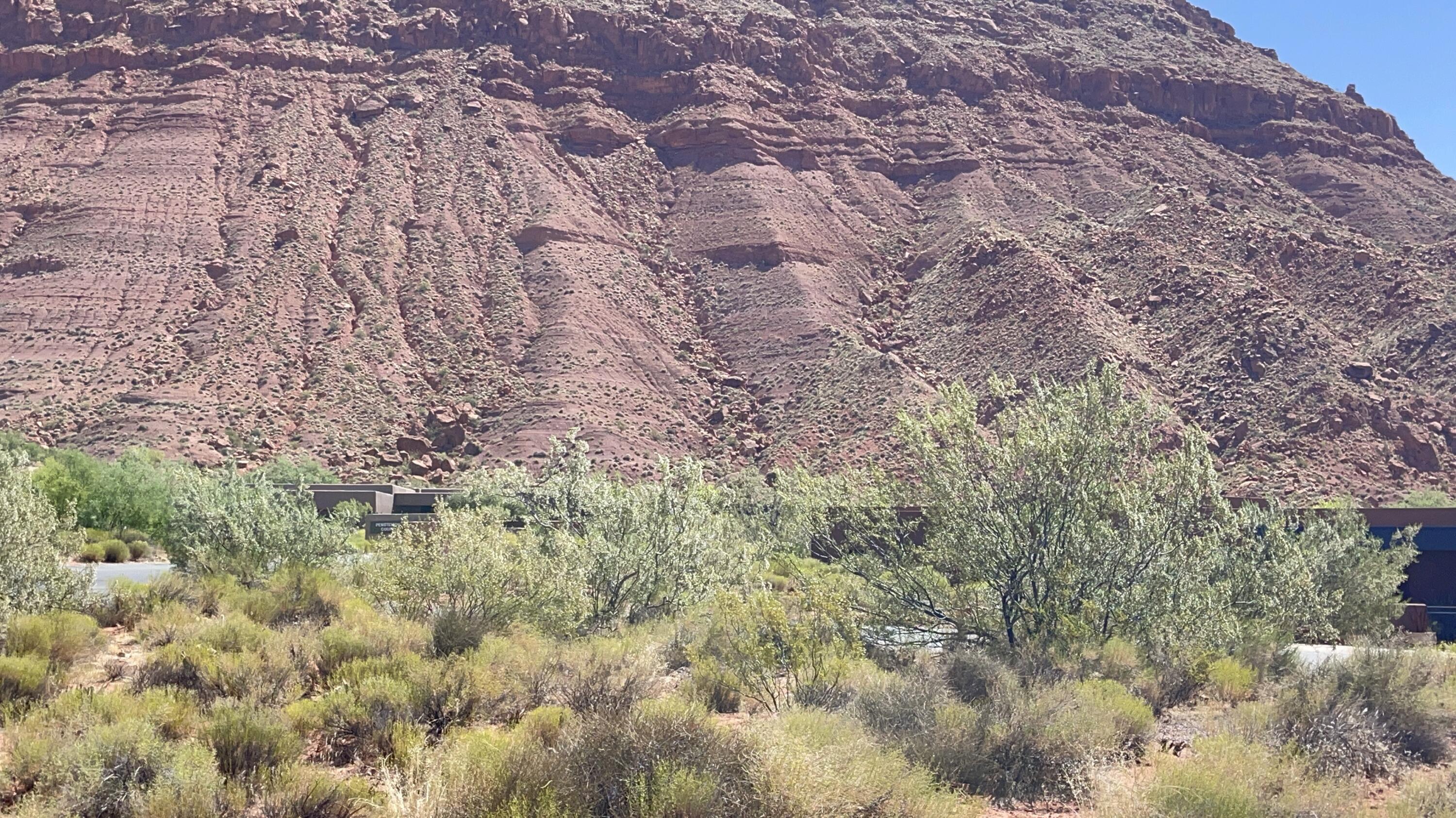 TAVIAWK - Land