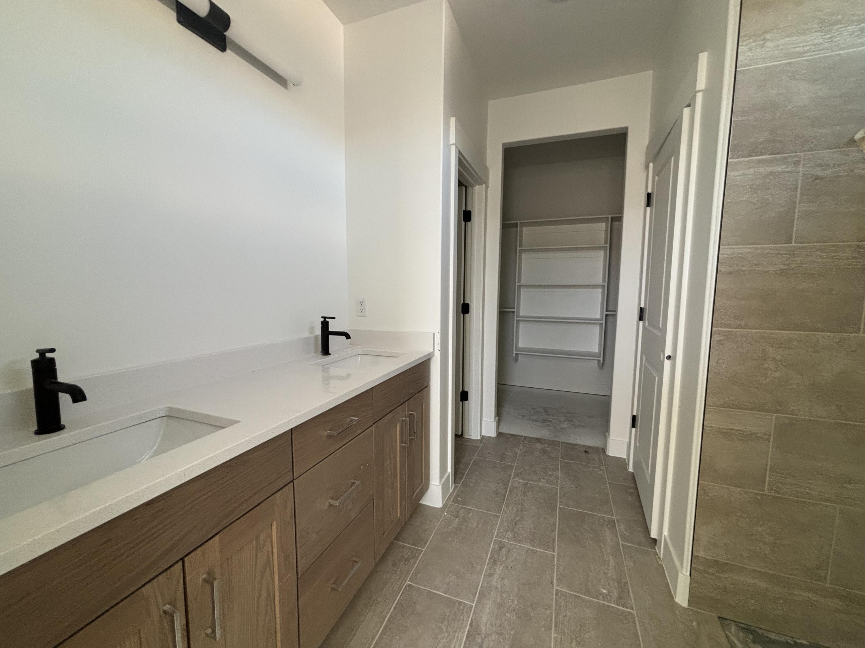 LEGACY AT SAND HOLLOW - Residential