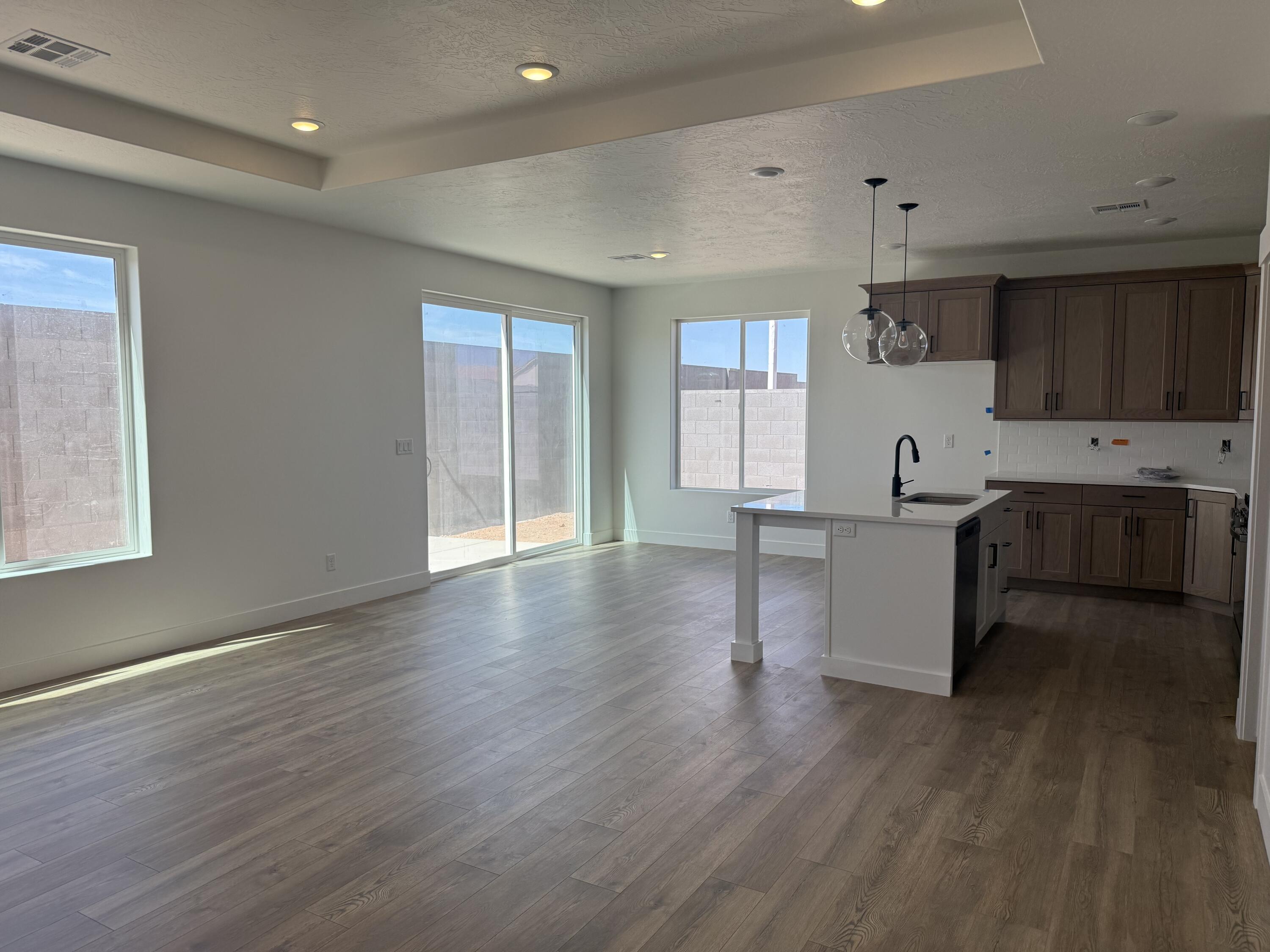 LEGACY AT SAND HOLLOW - Residential