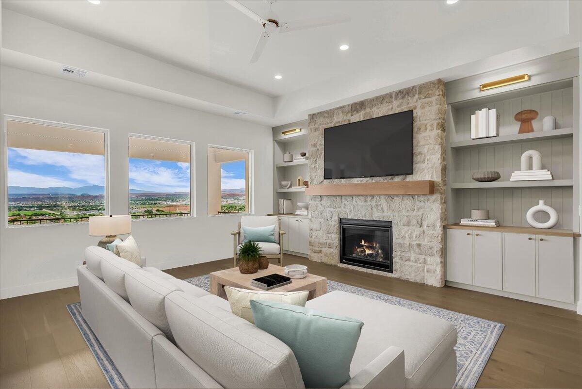 HEIGHTS AT WASHINGTON BENCH - Residential