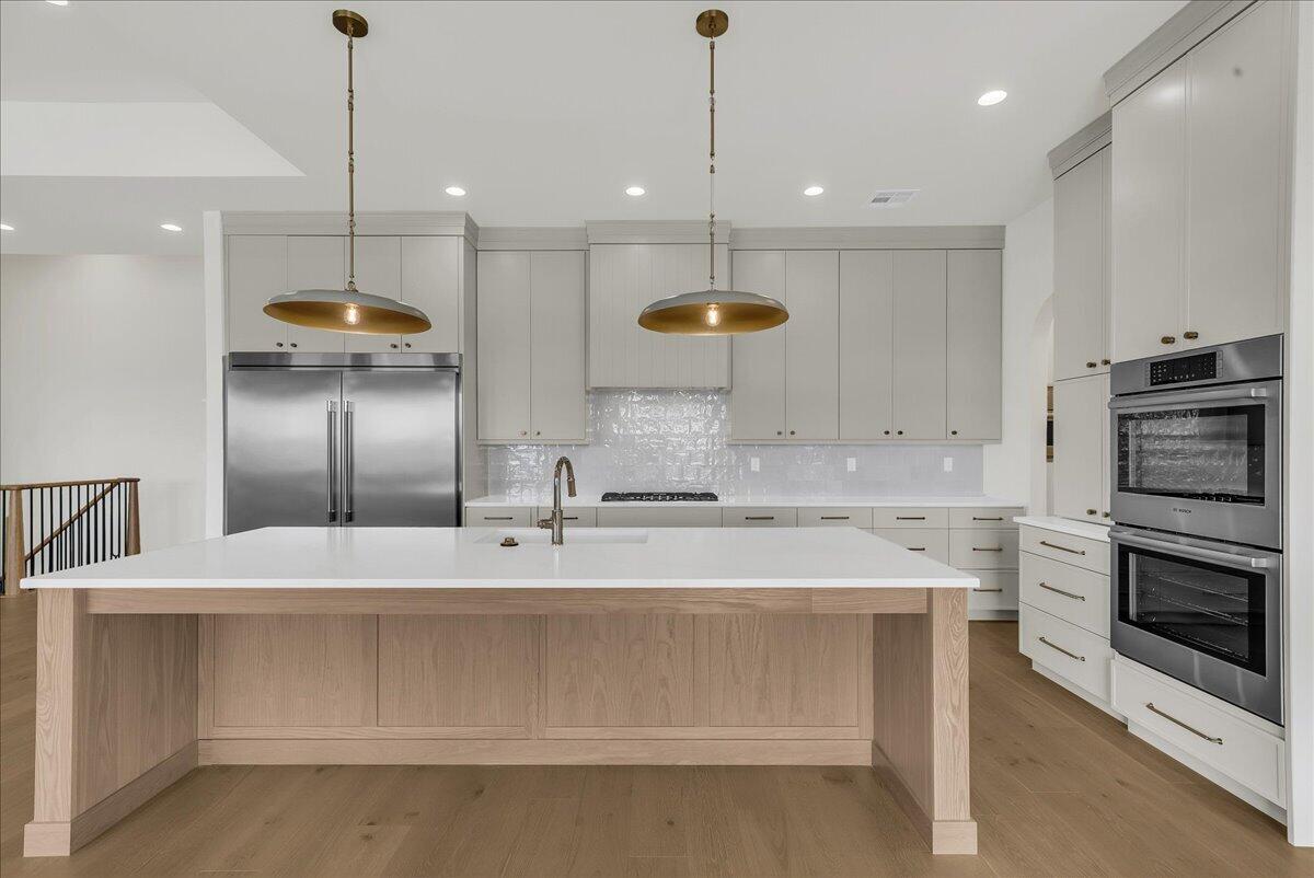 HEIGHTS AT WASHINGTON BENCH - Residential