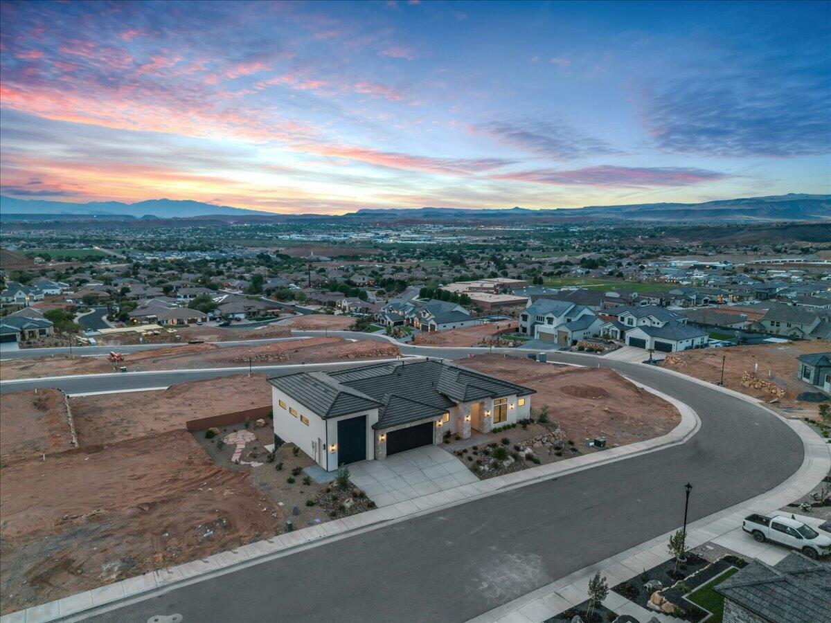 HEIGHTS AT WASHINGTON BENCH - Residential