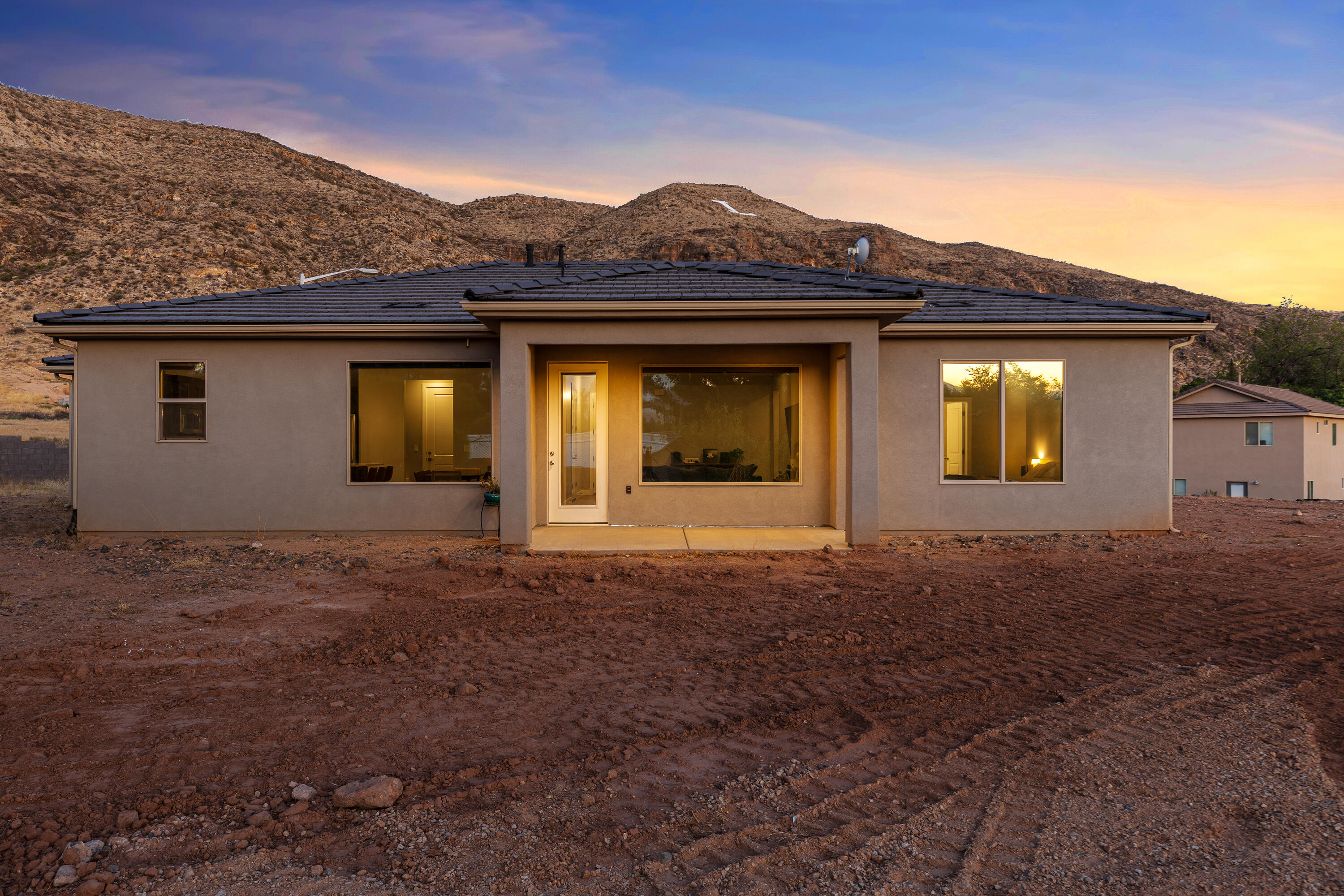 FREEDOM CIRCLE - Residential