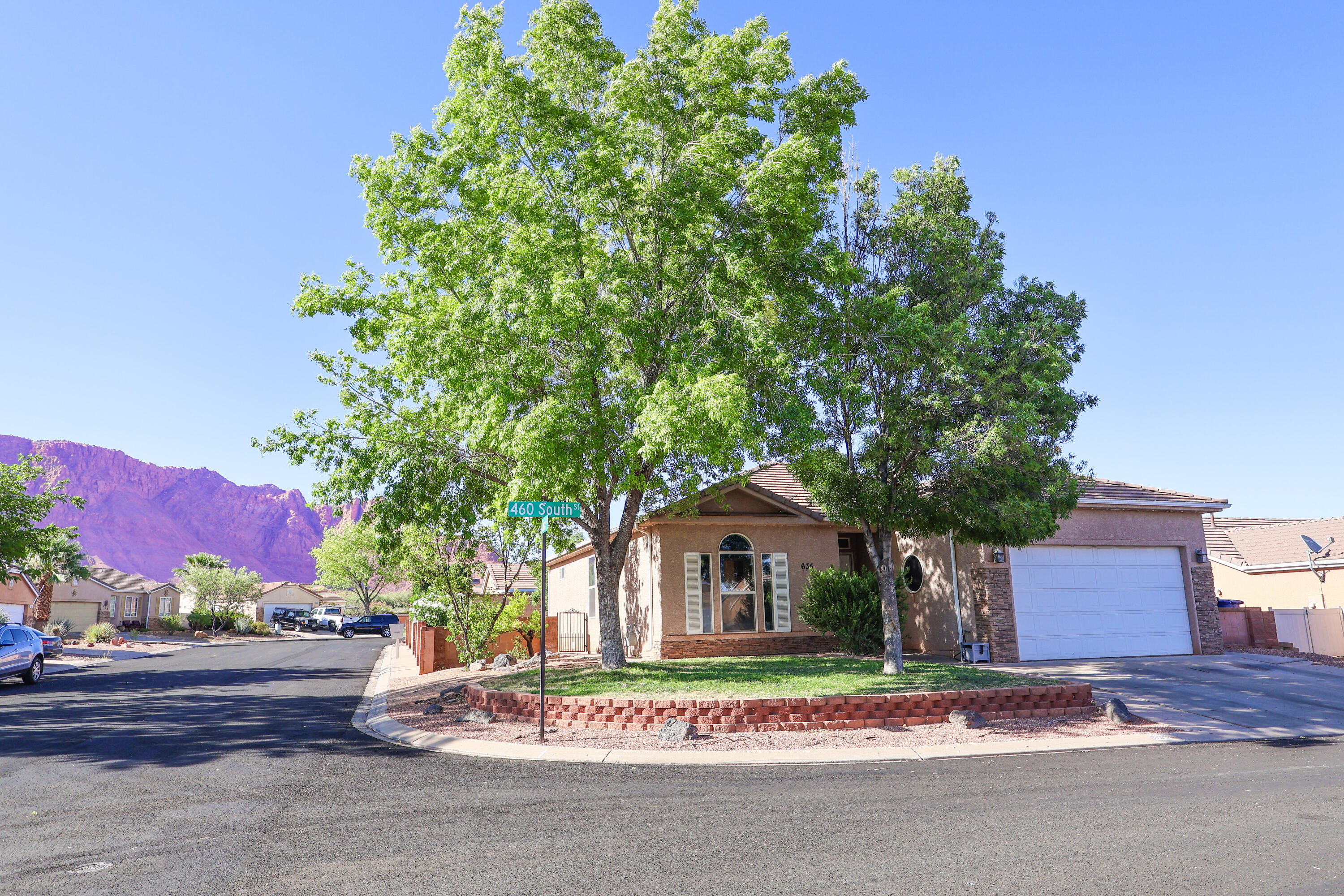 RED ROCK CANYON - Residential