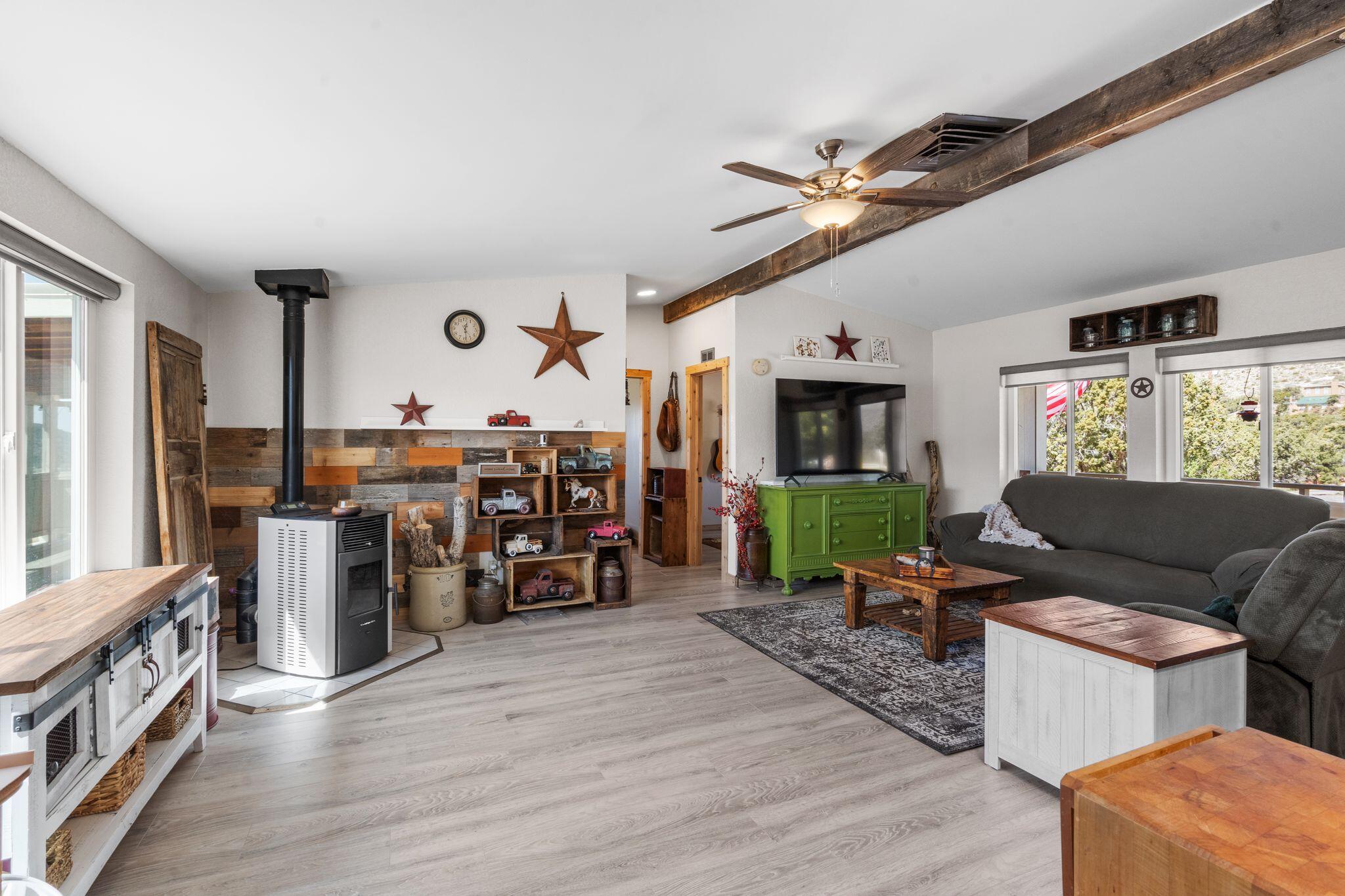DIXIE DEER ESTATES - Residential