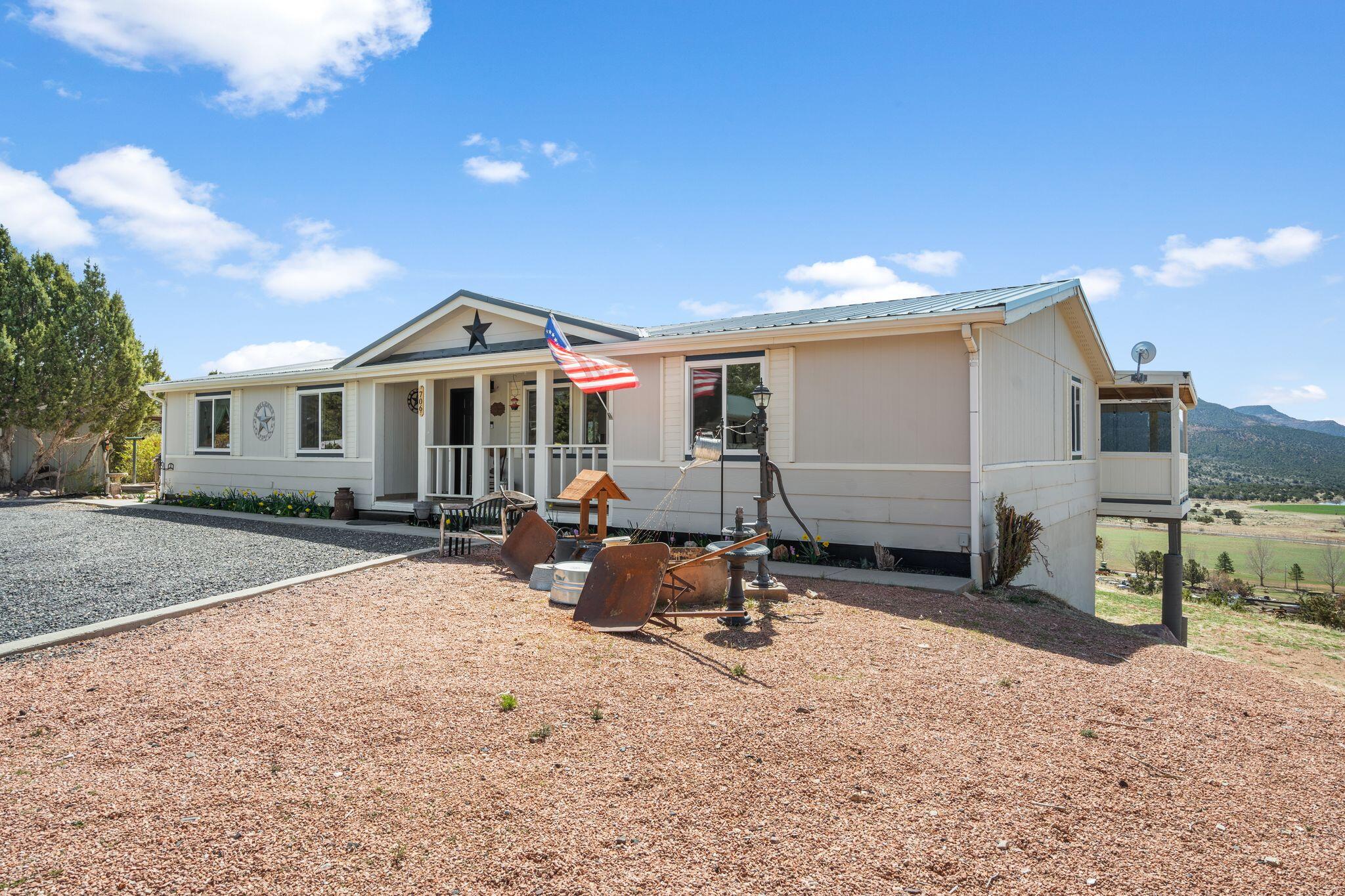 DIXIE DEER ESTATES - Residential