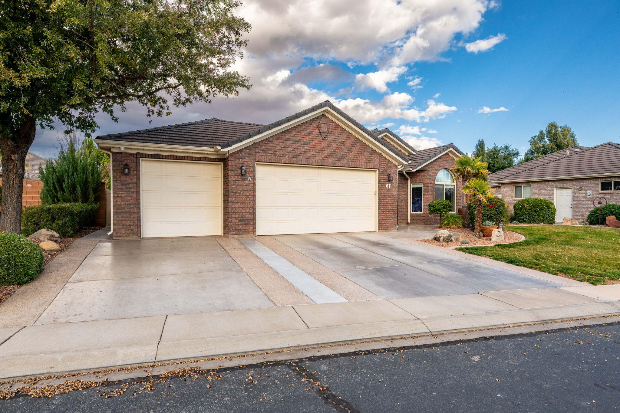 COVENTRY LANE TOWNHOMES - Residential