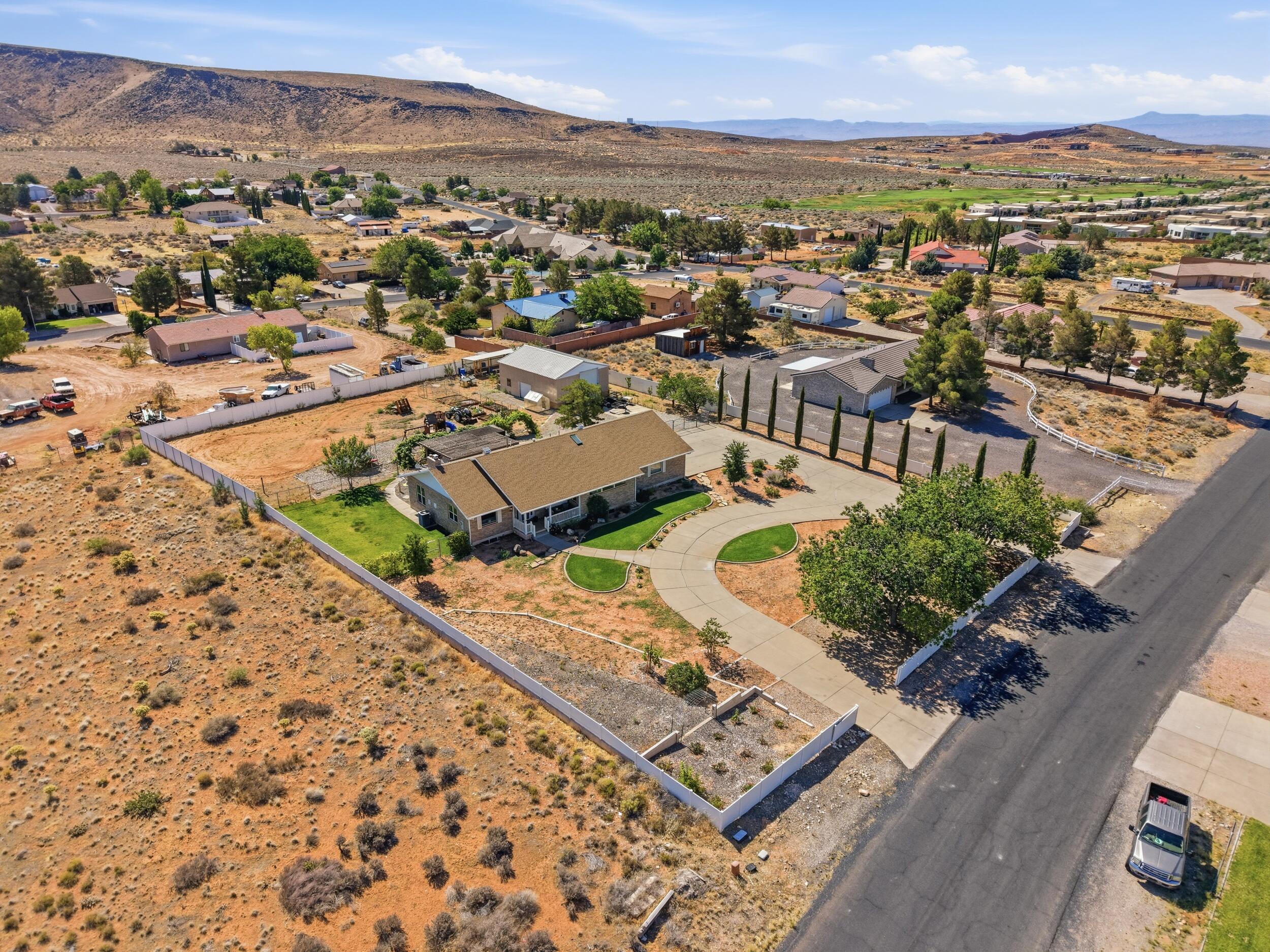 WINCHESTER HILLS - Residential