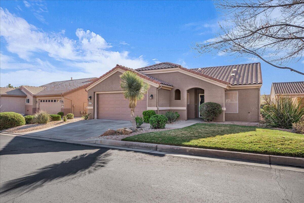 Beautiful single level home located in the highly desirable 55+ Sun River community. This well maintained home features an open and spacious floor plan with vaulted ceilings and large windows that fill the space with natural light. The kitchen offers ample cabinetry and a cozy dining nook. The primary suite includes a bay window, vaulted ceilings and ensuite bath with walk in closet. Step outside to a covered patio and enjoy the low maintenance backyard. Enjoy the resort style HOA amenities that include a clubhouse, indoor/outdoor pools, fitness center, pickleball & tennis courts.