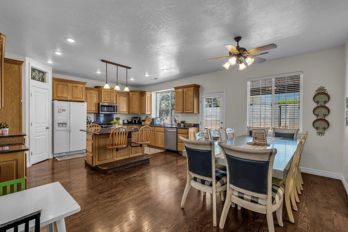 COX LANDING - Residential