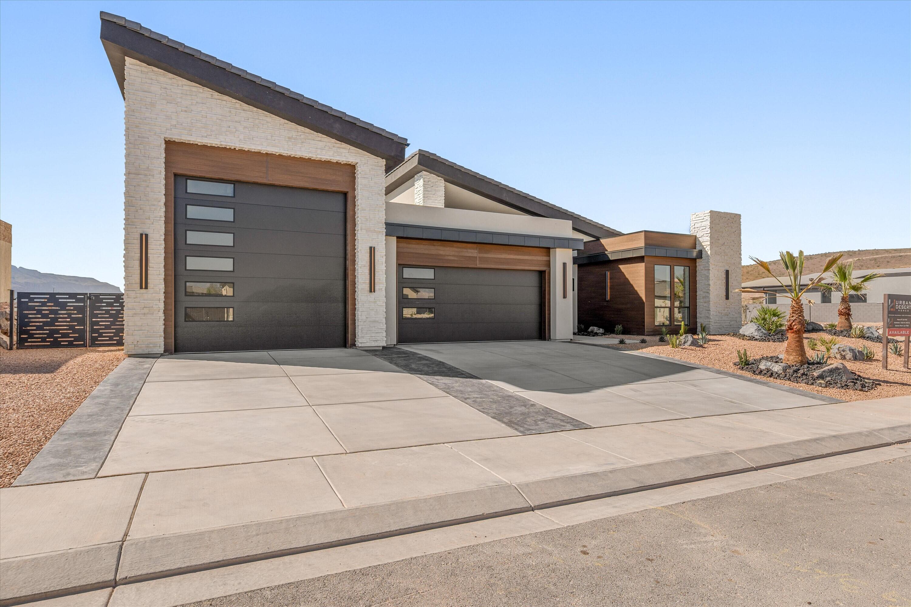 SCENIC POINTE - Residential