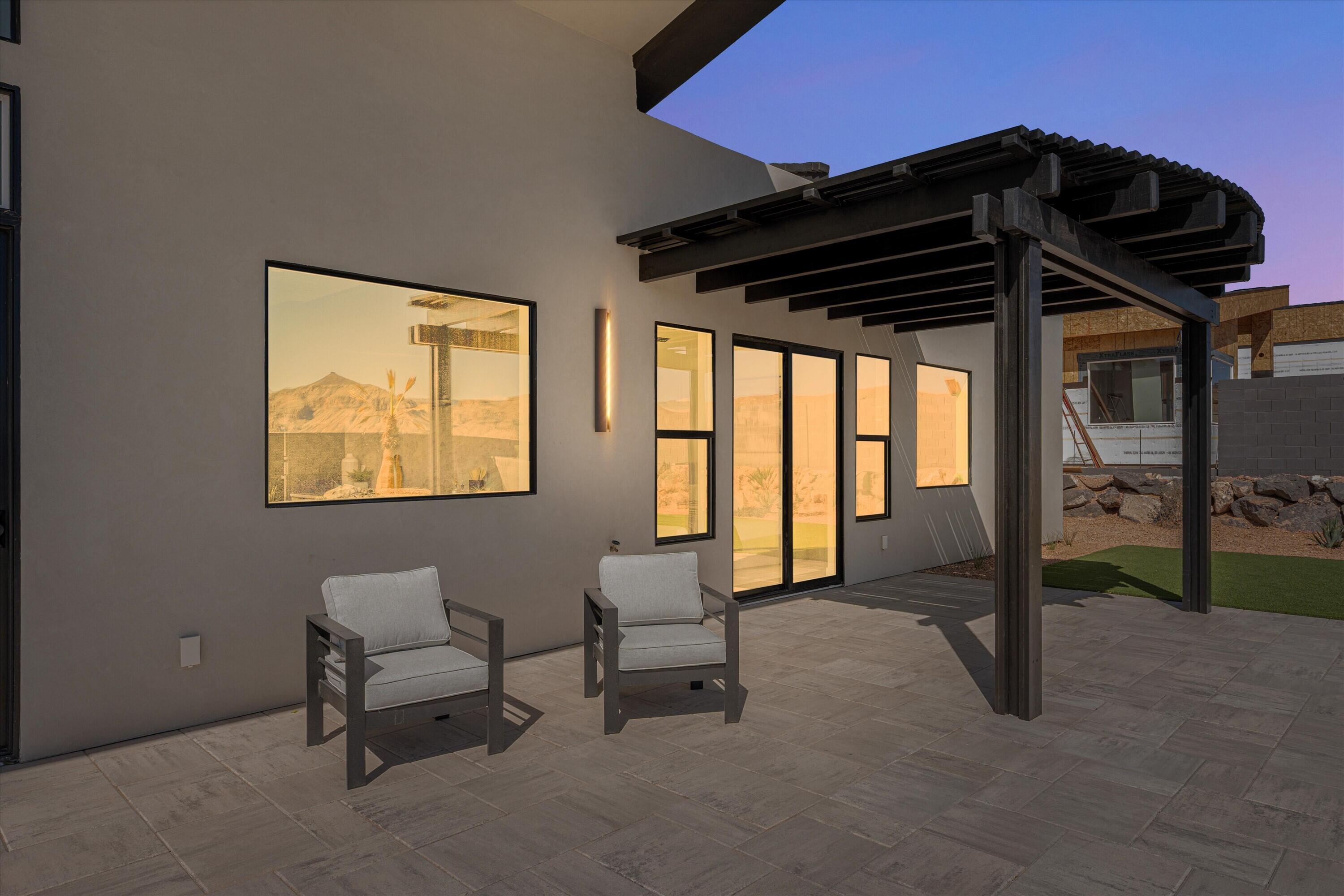 SCENIC POINTE - Residential