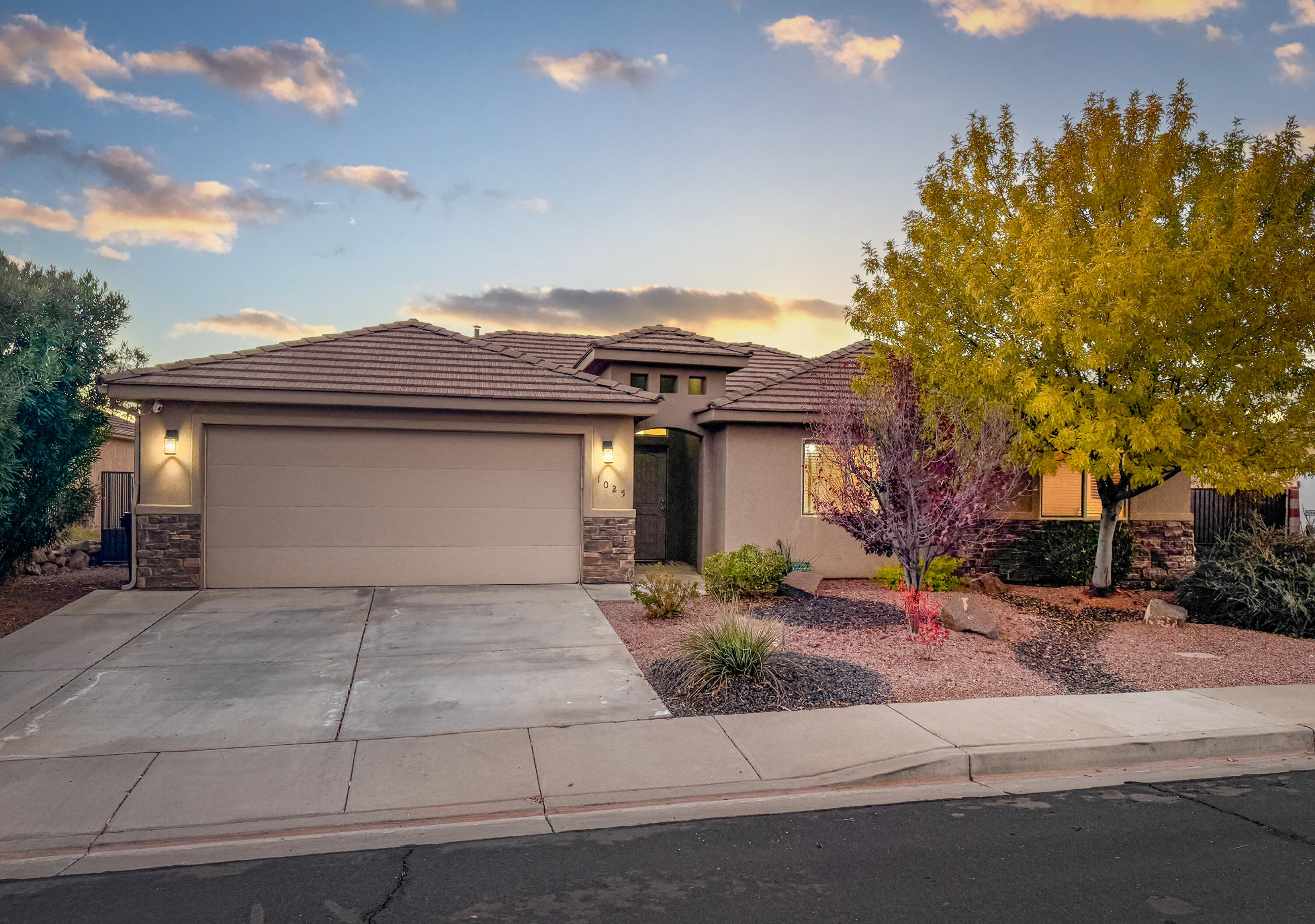 NEW WARM SPRINGS - Residential