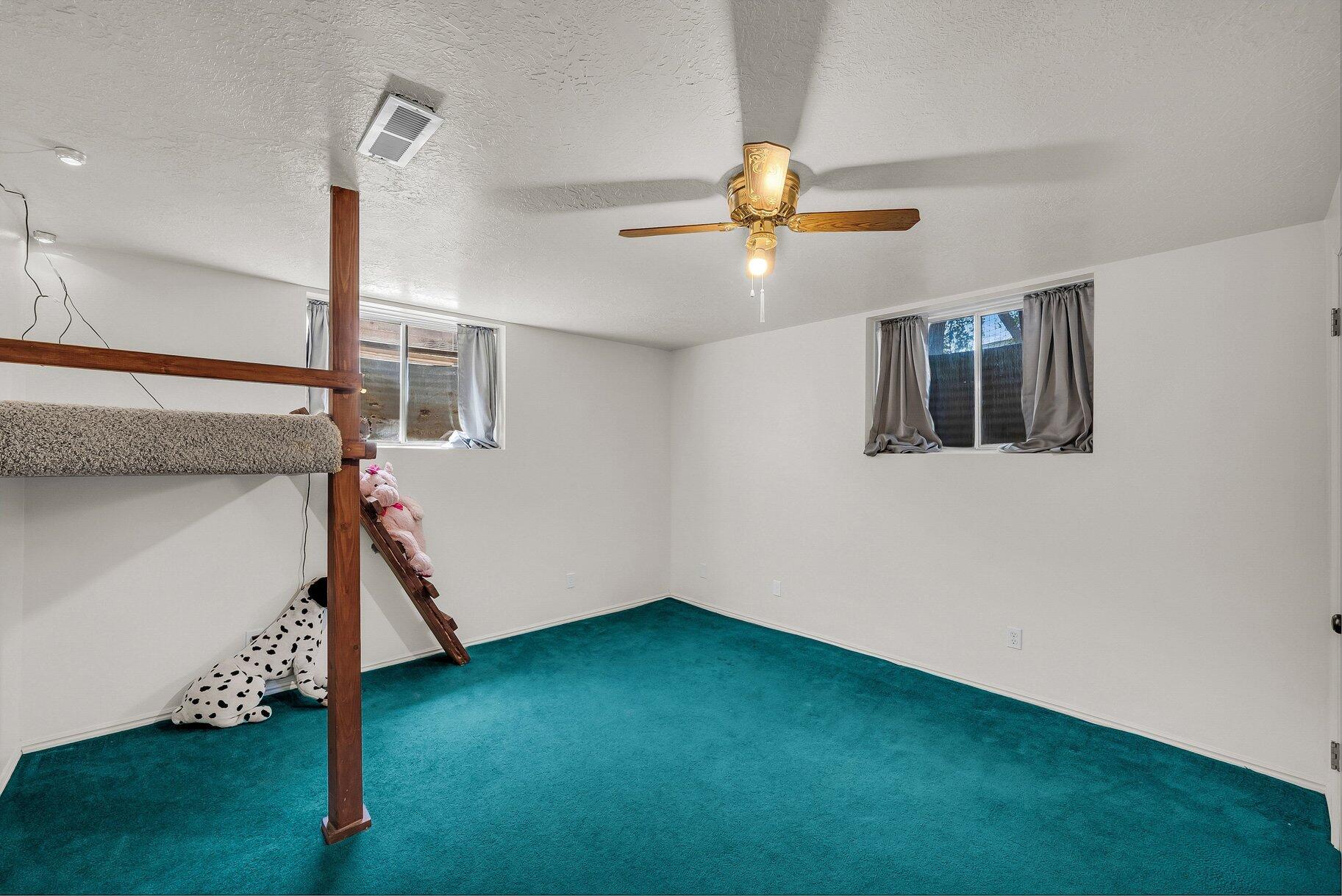 BLOOMINGTON COUNTRY CLUB - Residential