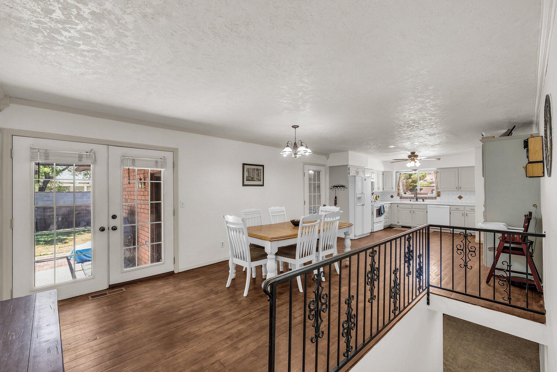 BLOOMINGTON COUNTRY CLUB - Residential