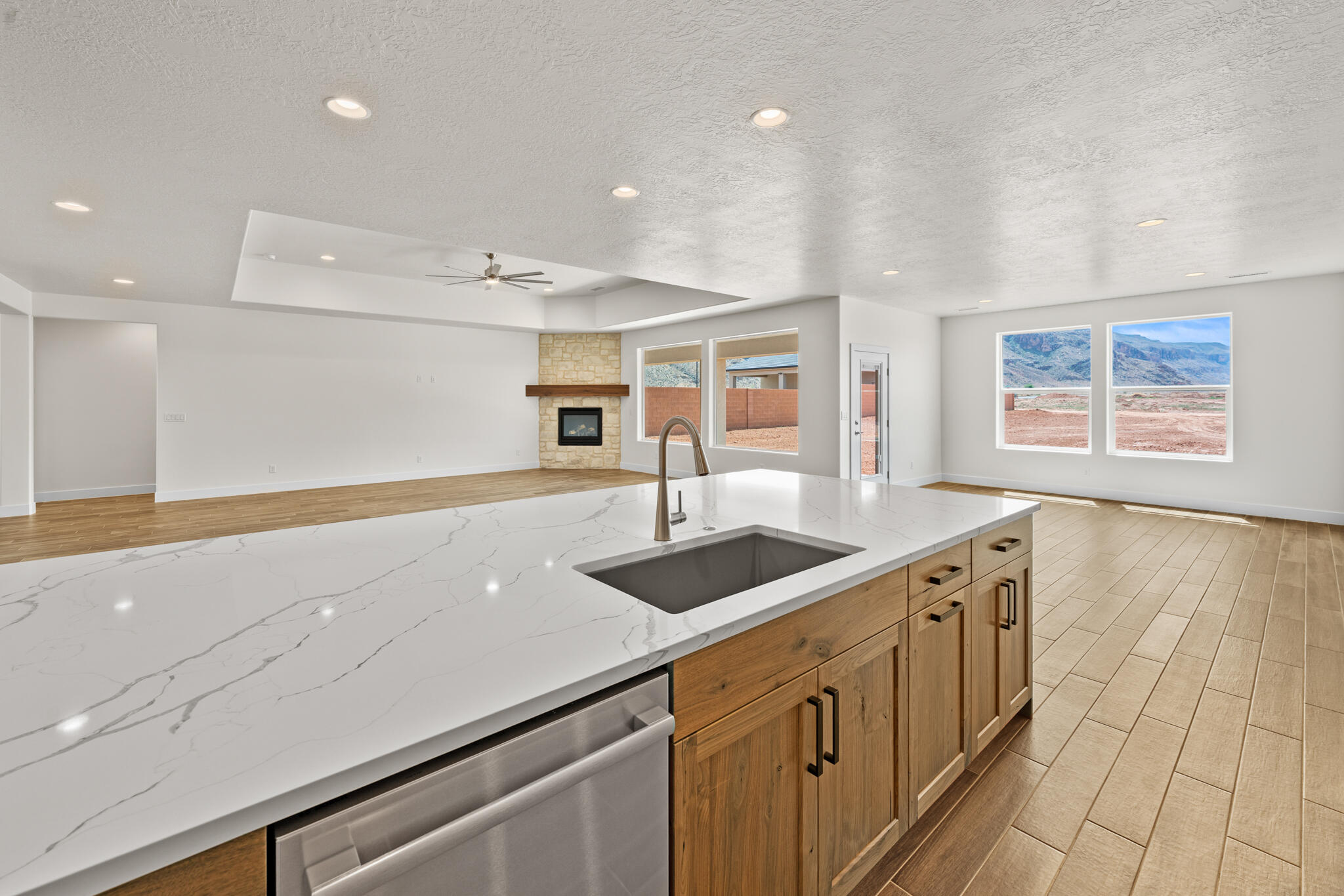 HURRICANE FIELDS ESTATES - Residential