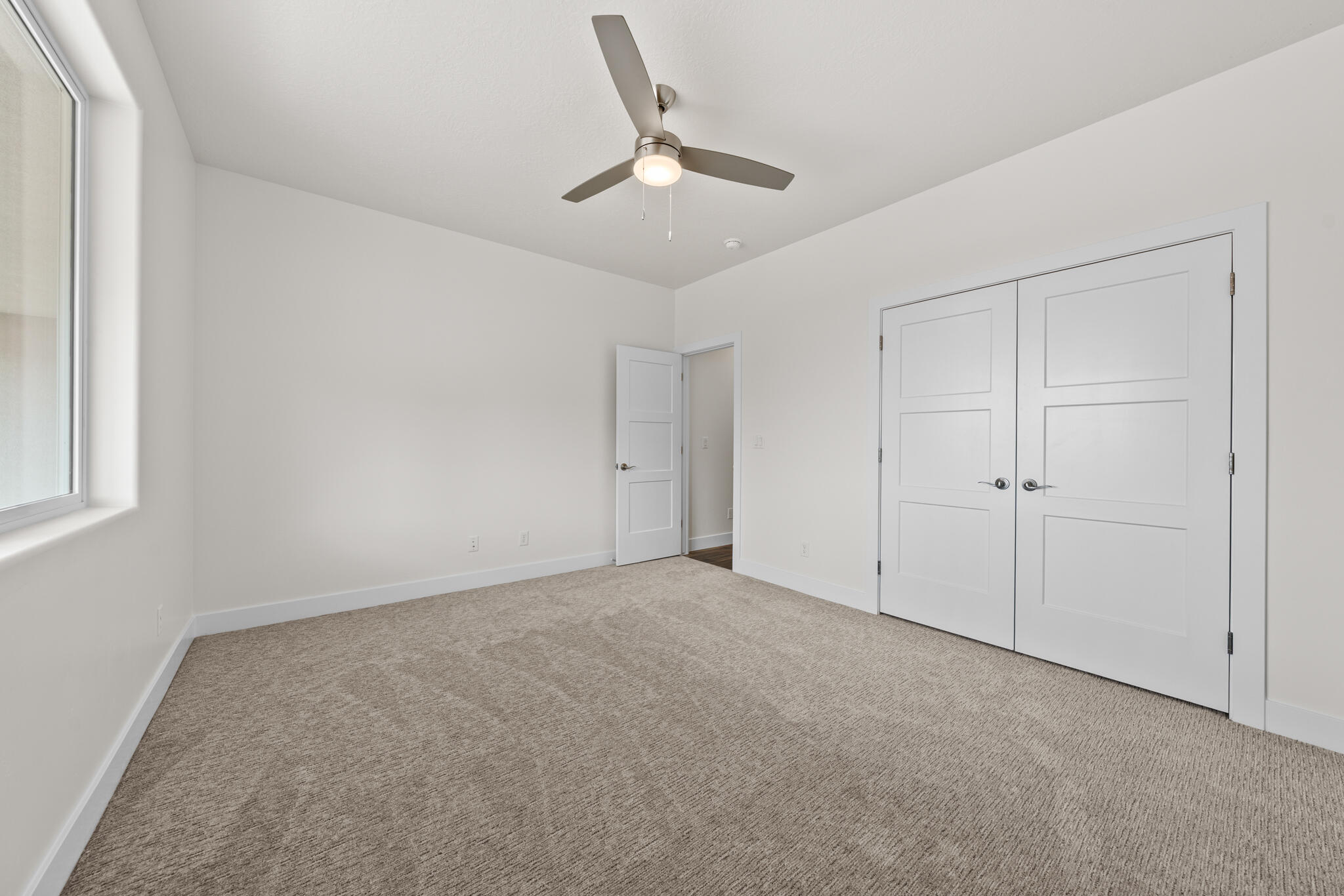 HURRICANE FIELDS ESTATES - Residential