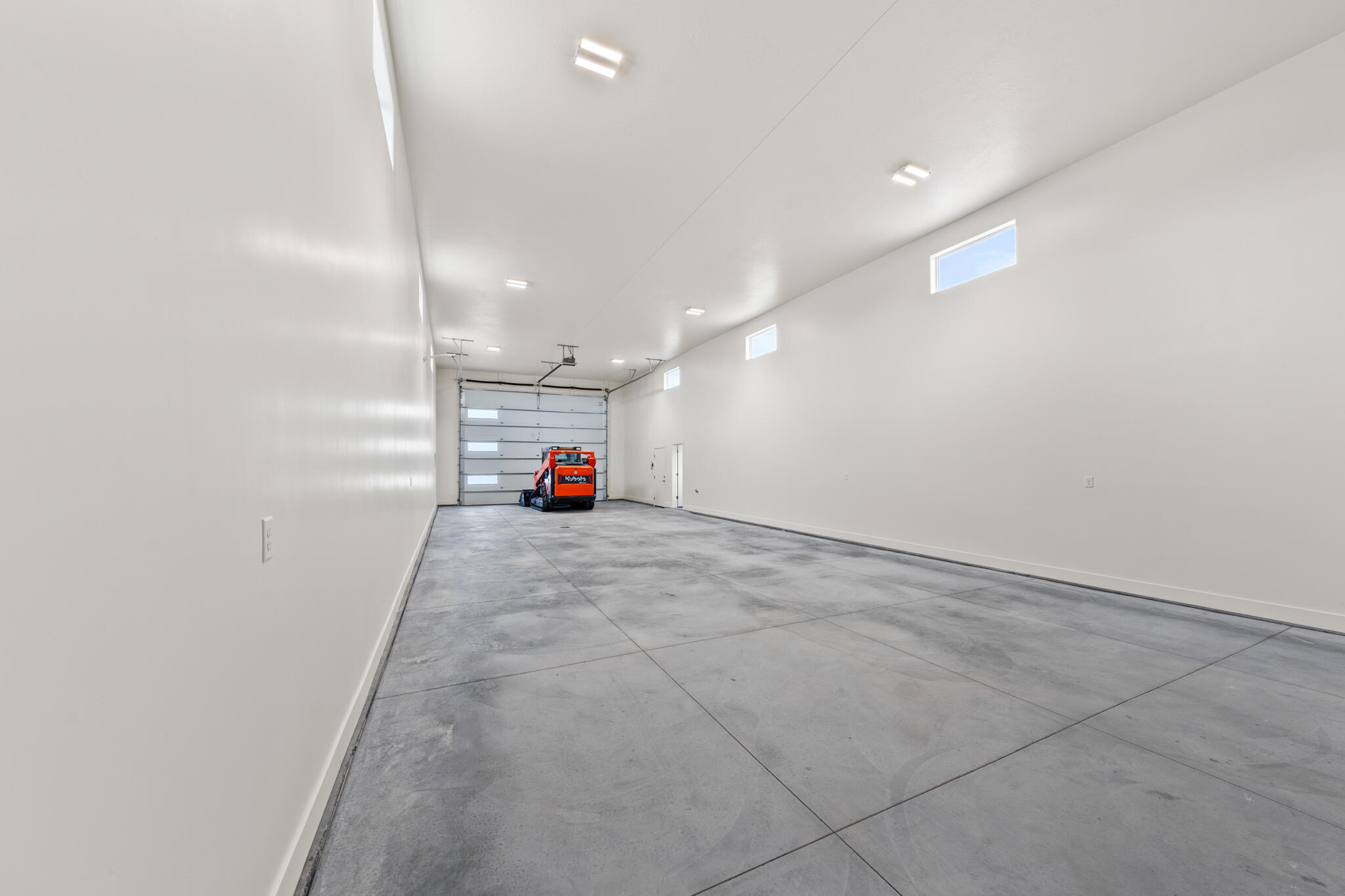 HURRICANE FIELDS ESTATES - Residential