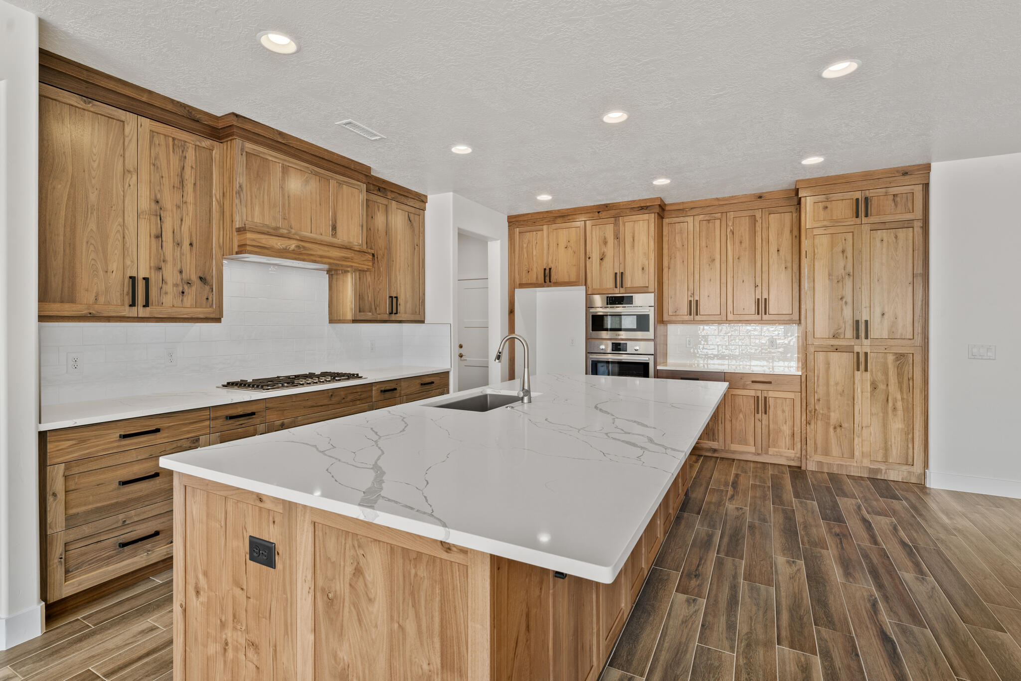 HURRICANE FIELDS ESTATES - Residential