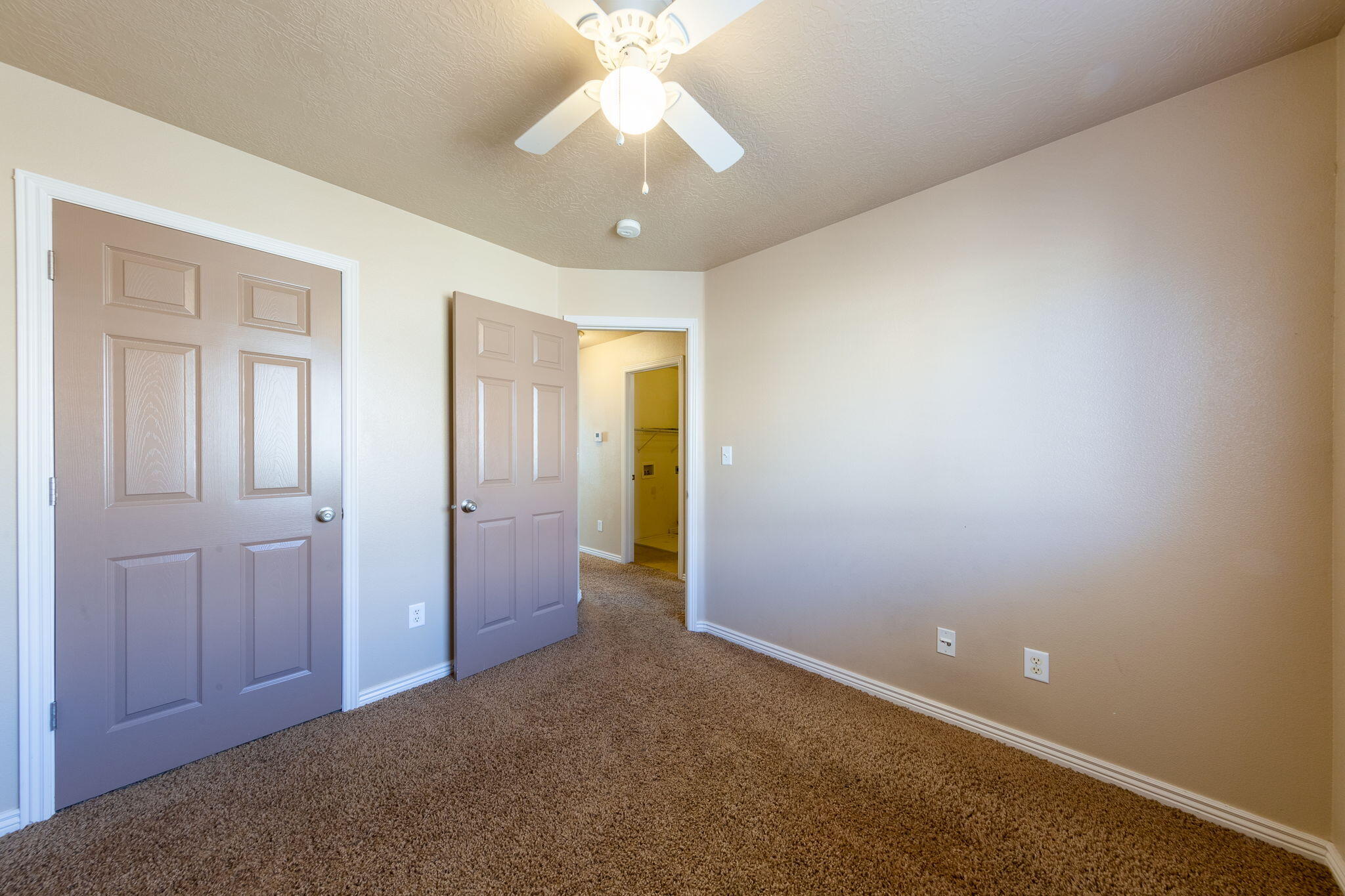HIDDEN VALLEY TOWN HOMES - Residential