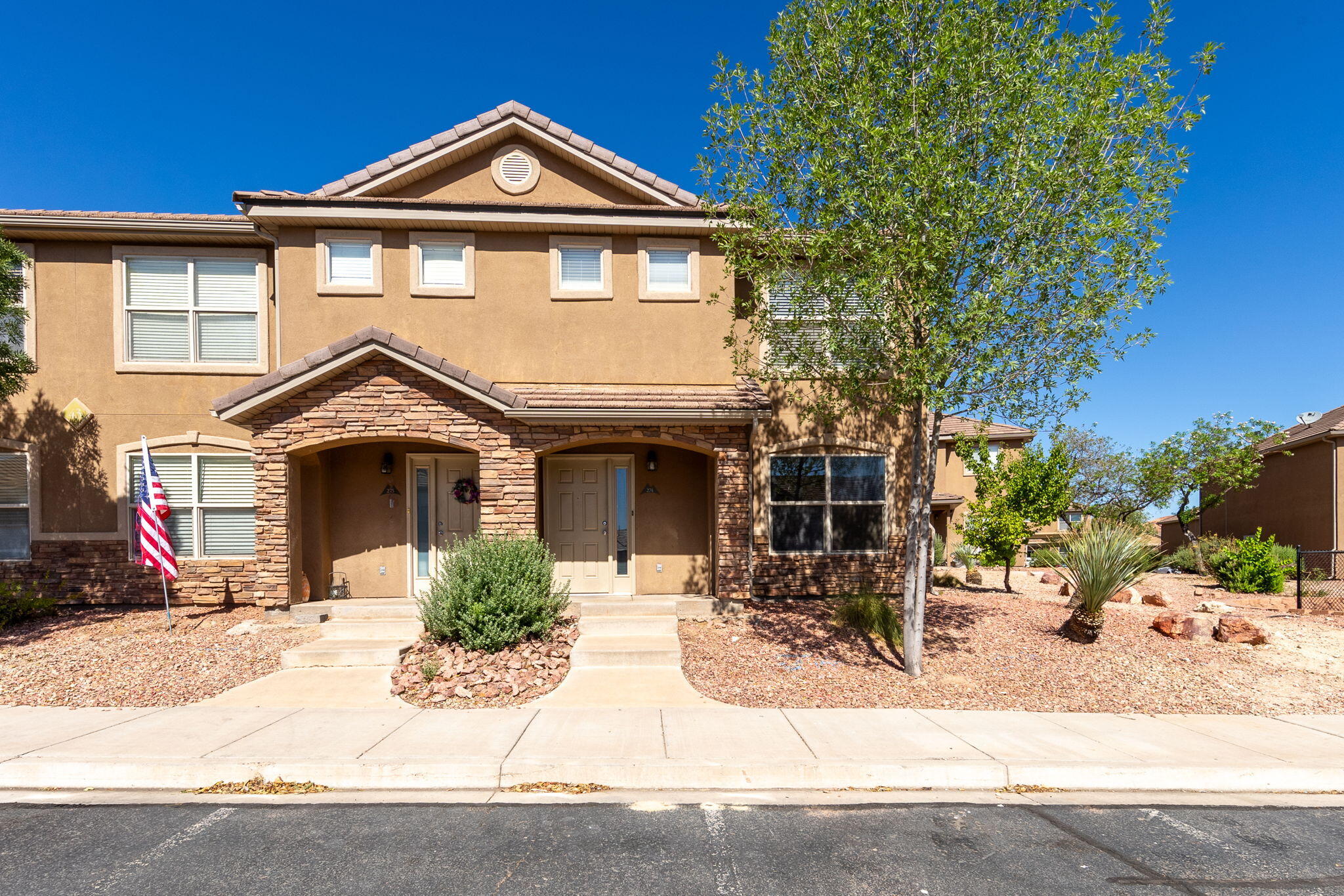 HIDDEN VALLEY TOWN HOMES - Residential
