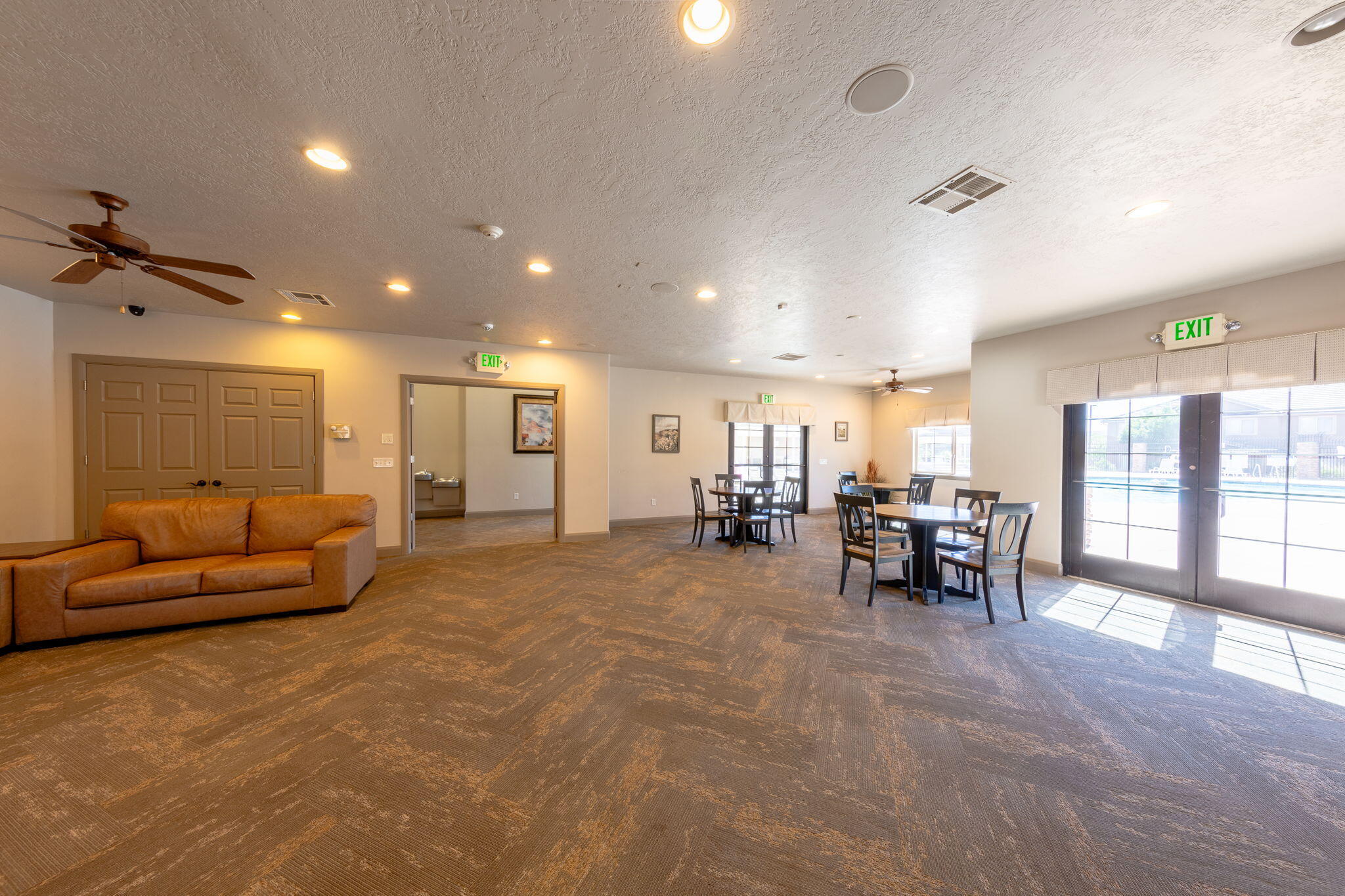 HIDDEN VALLEY TOWN HOMES - Residential