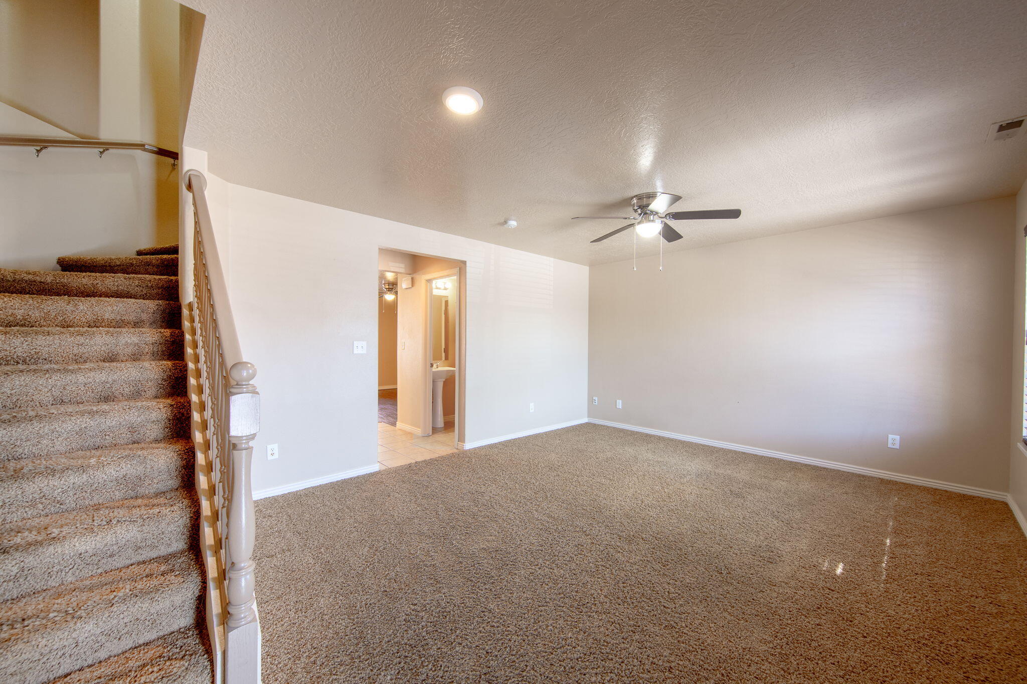 HIDDEN VALLEY TOWN HOMES - Residential