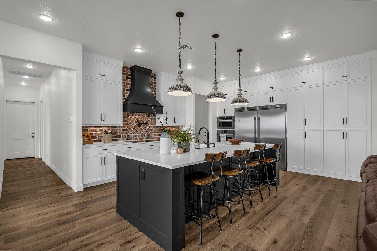 GRAND HEIGHTS - Residential