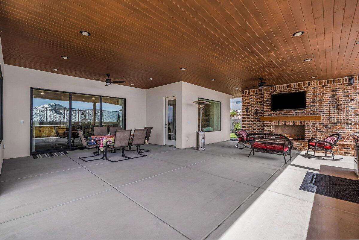 GRAND HEIGHTS - Residential