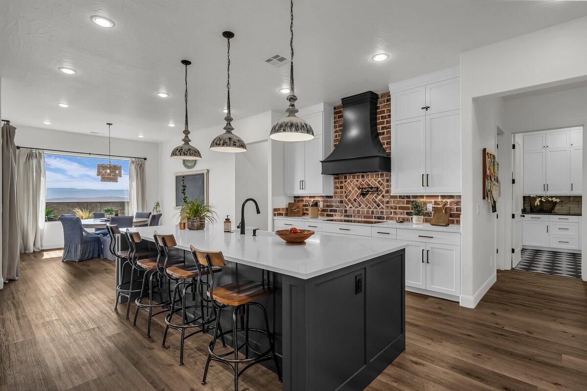 GRAND HEIGHTS - Residential