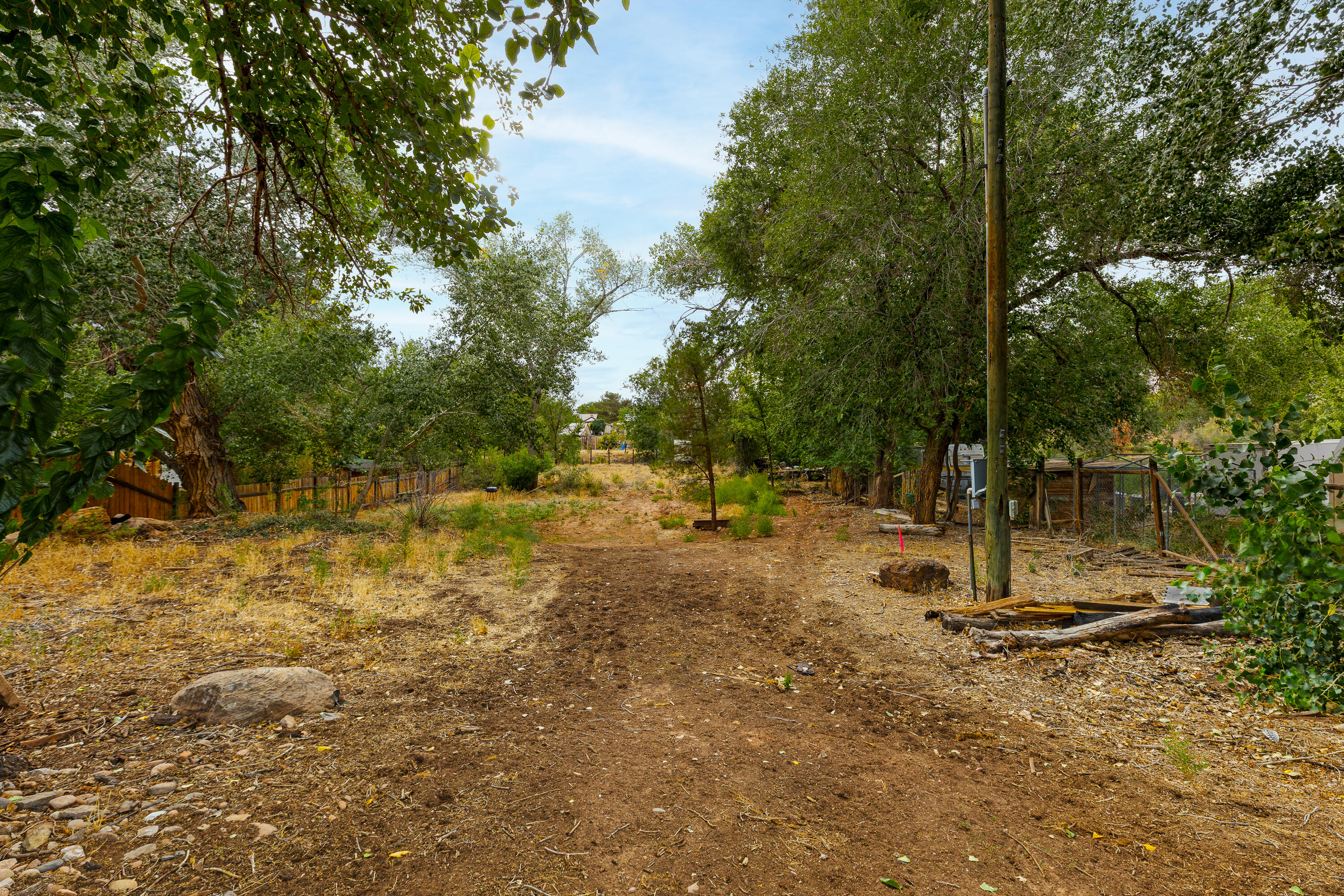 VIRGIN TOWNSITE - Land