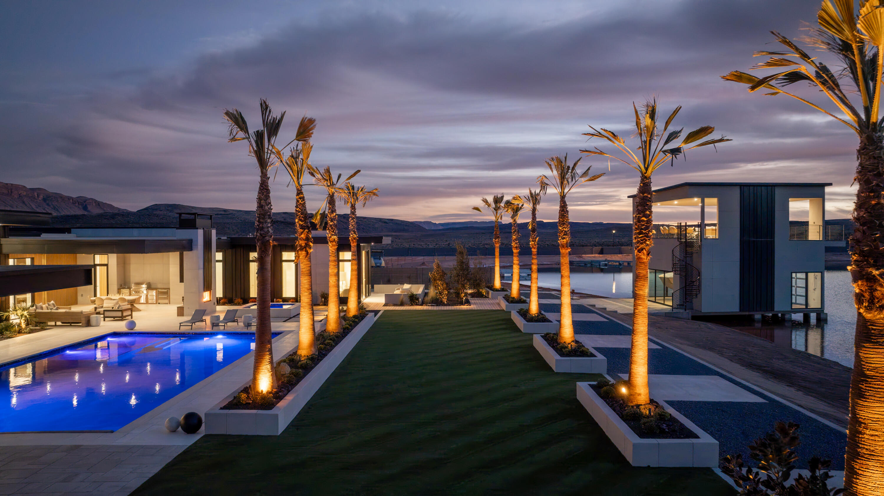 SOUTHERN SHORES - Residential