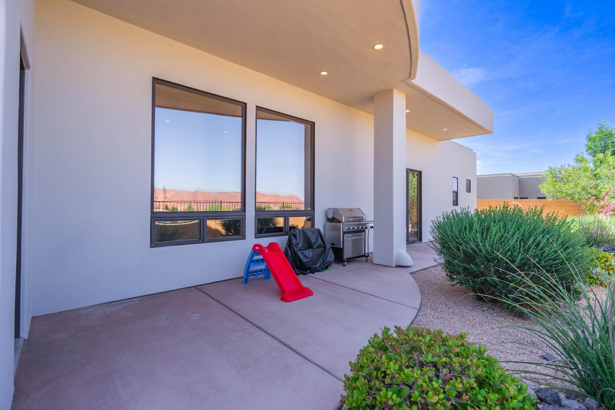 LEDGES OF SG NORTHGATE PEAKS - Residential
