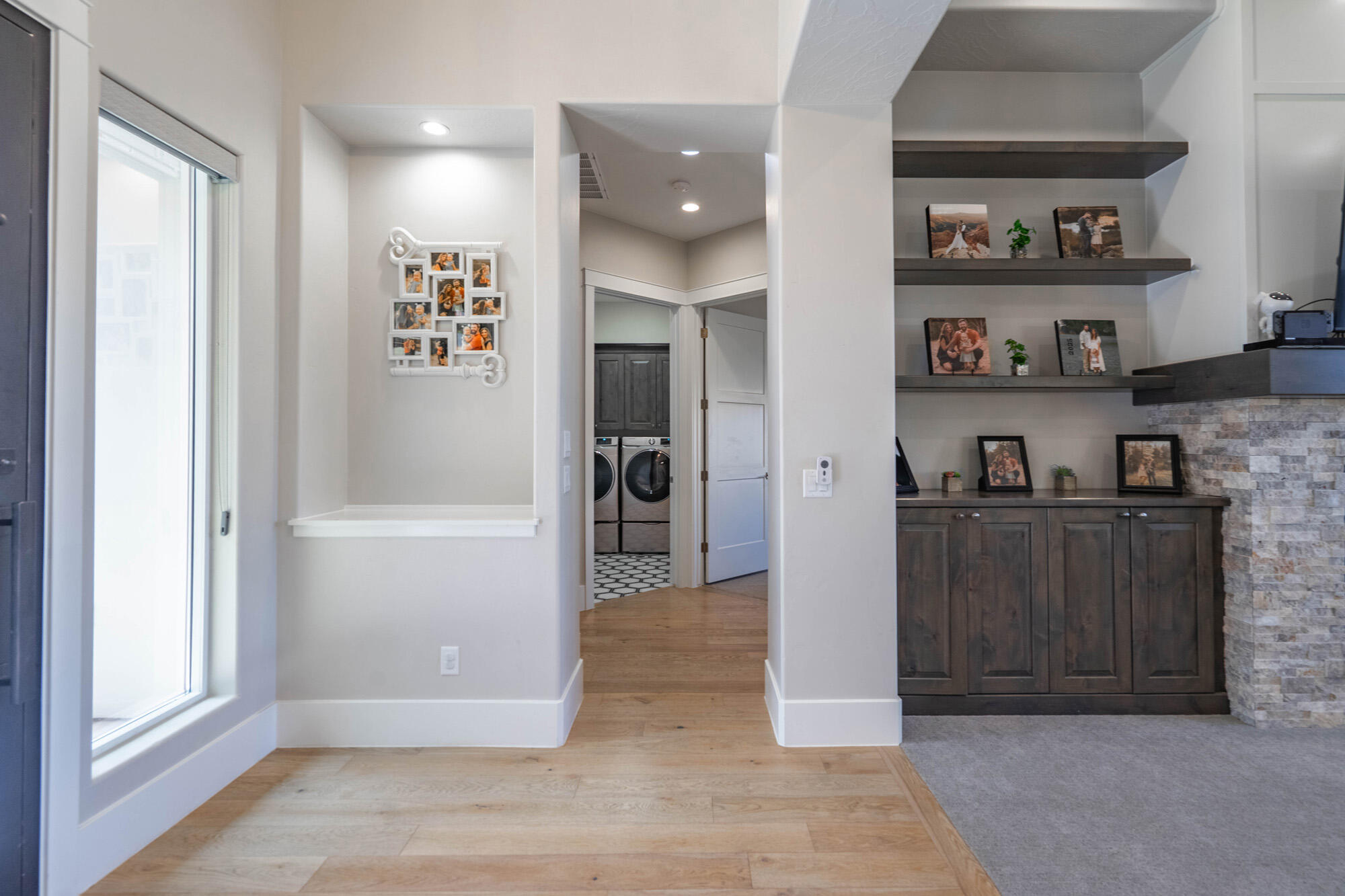 LEDGES OF SG NORTHGATE PEAKS - Residential