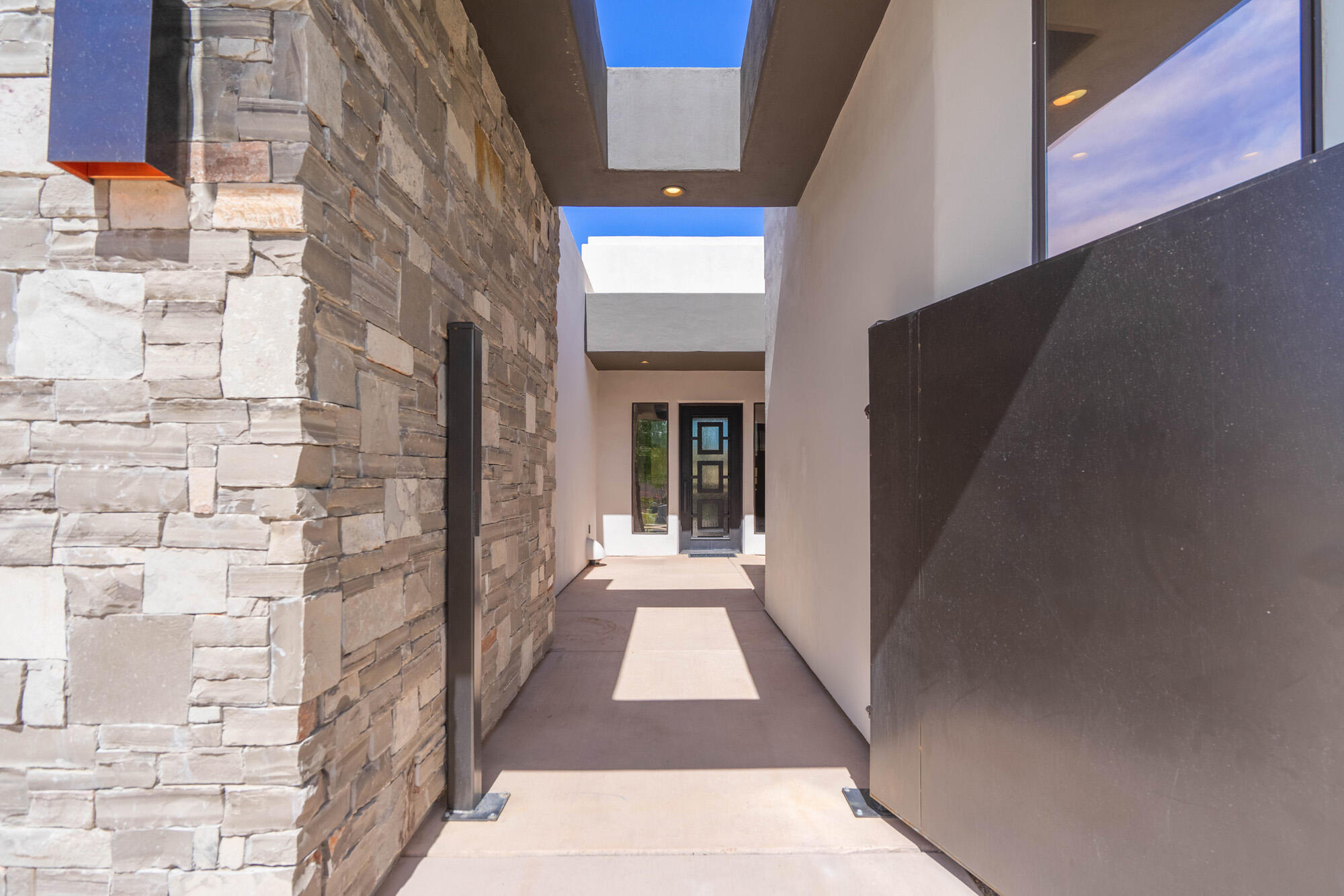 LEDGES OF SG NORTHGATE PEAKS - Residential