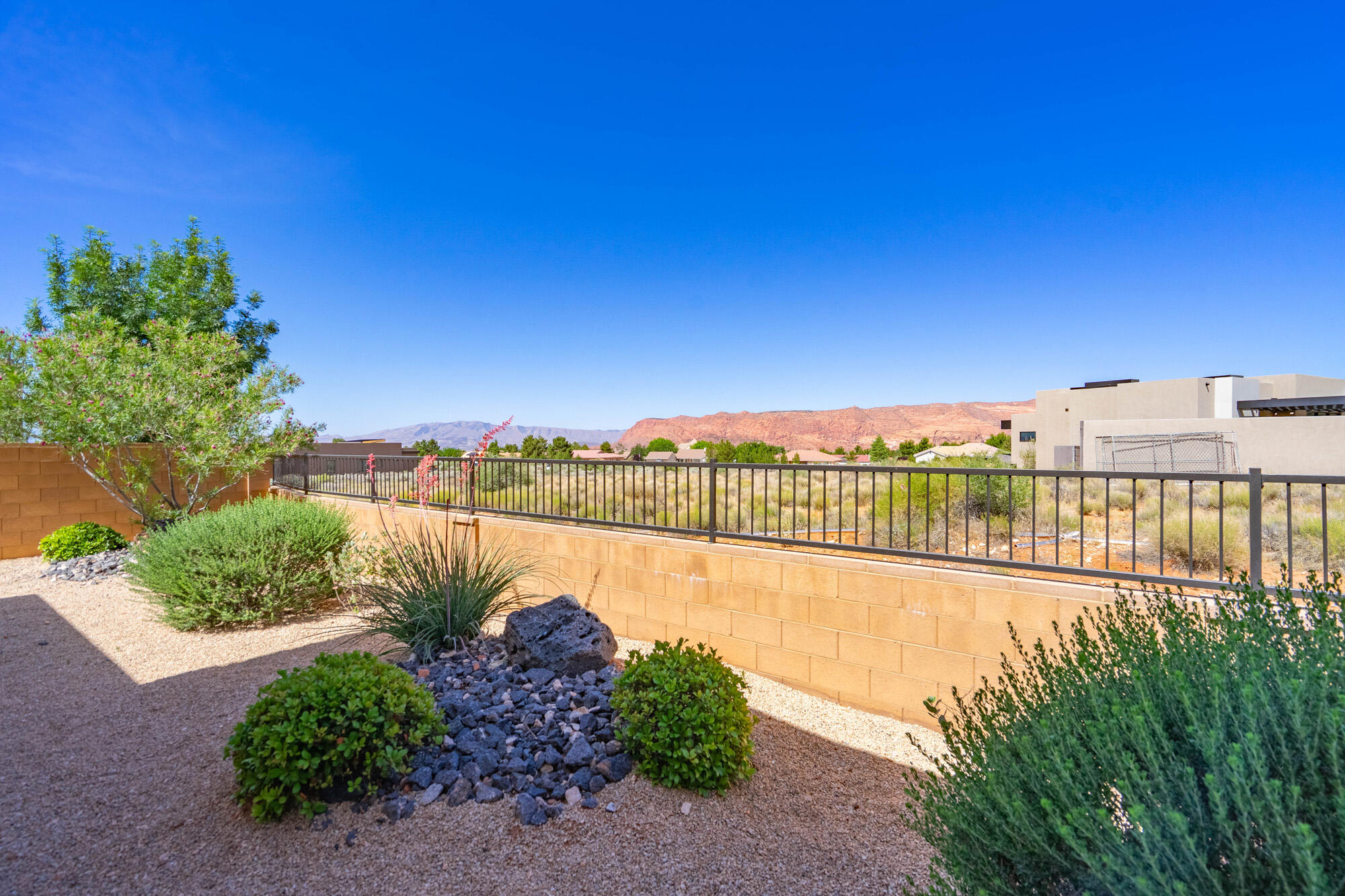 LEDGES OF SG NORTHGATE PEAKS - Residential